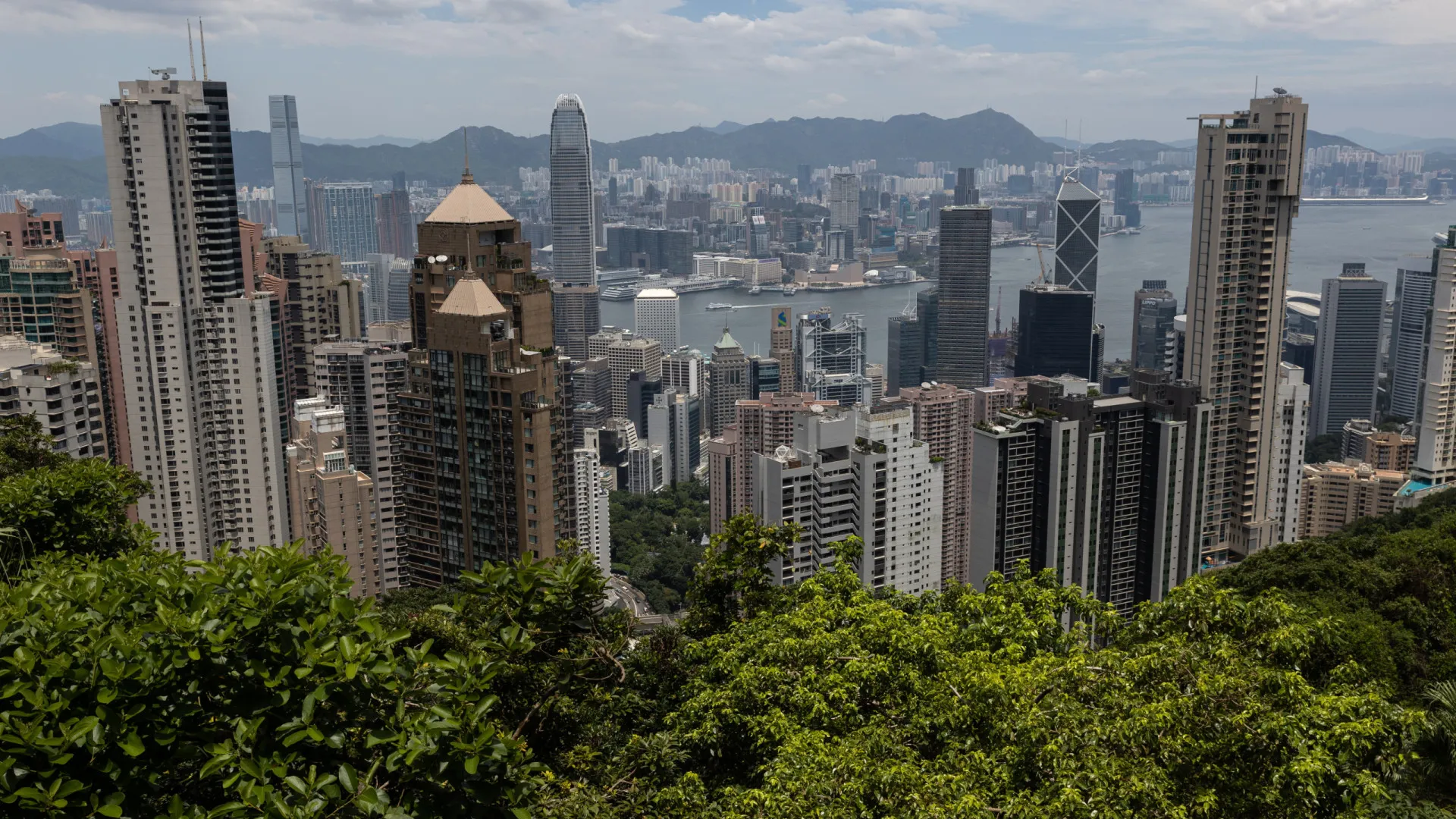 
                    Hong Kong apreende anestésico ligado a droga sintética que matou três
                