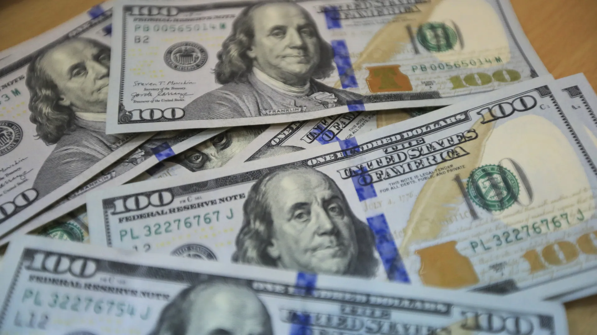 
                    Reservas internacionais de Moçambique recuam 1% em setembro
                