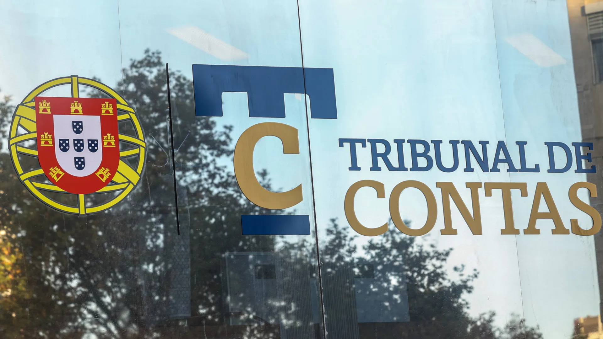 
                    TdC conclui que regulador dos seguros cobrou receitas acima do necessário
                