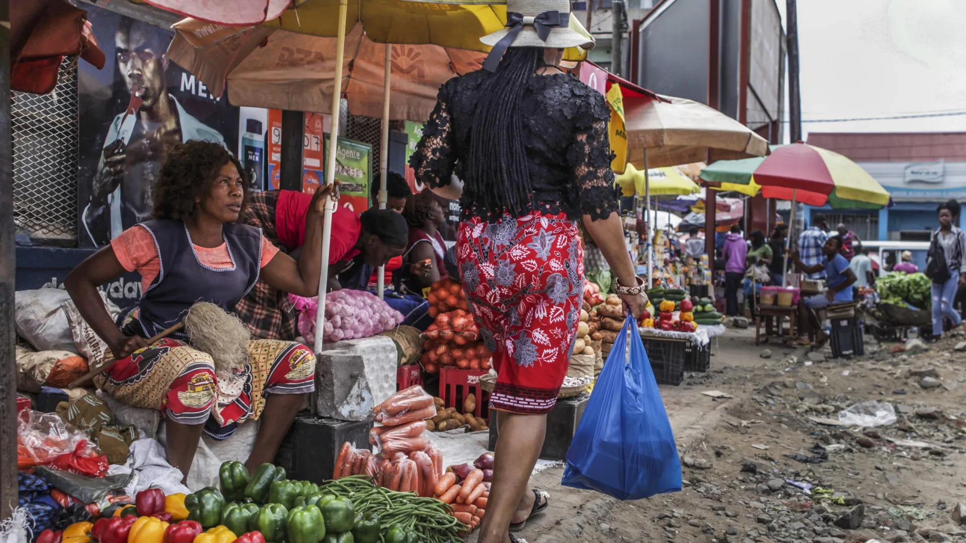 
                    Oxford Economics prevê inflação em Moçambique nos 4,8% este ano
                