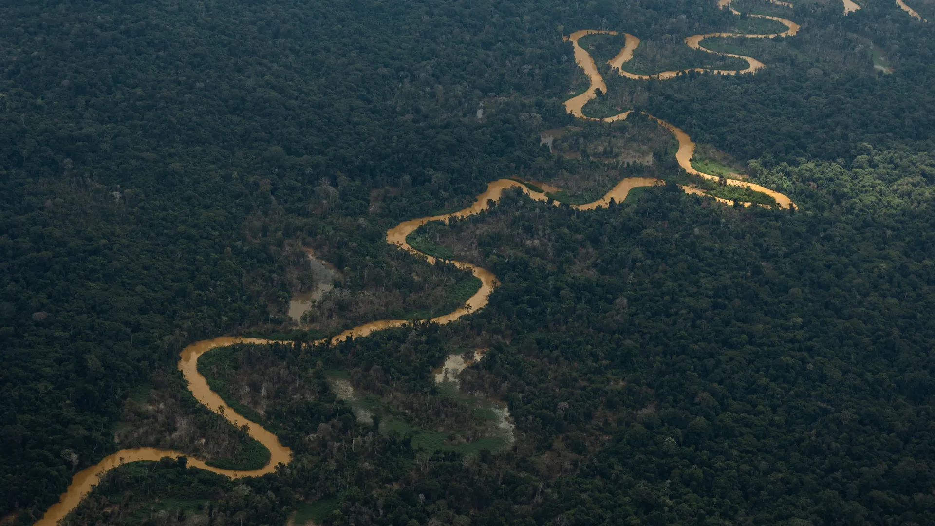 
                    Brasil prevê investimentos de 48 mil milhões com exploração de petróleo
                