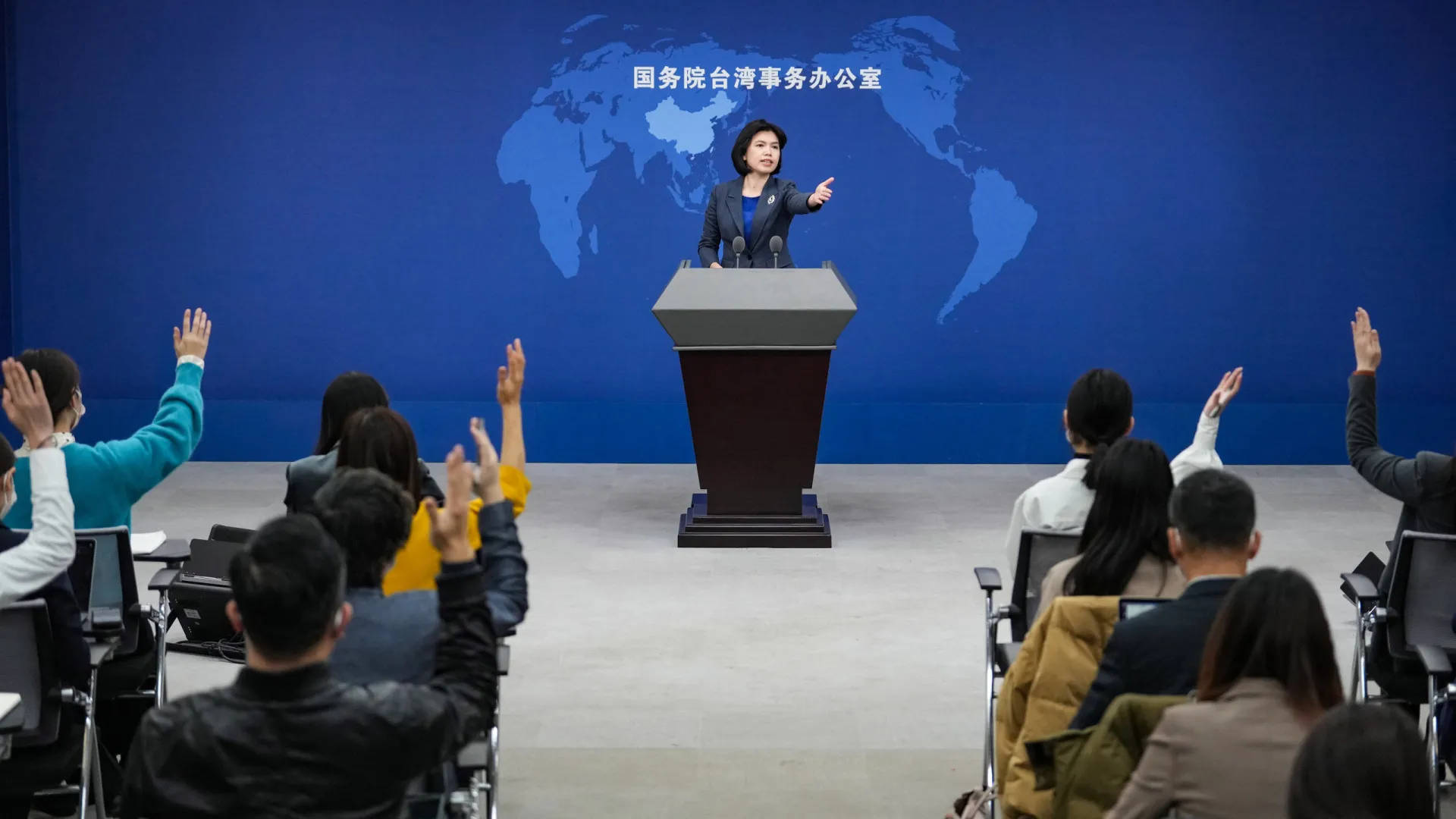 
                    Pequim diz estar disponível para aprofundar contactos com oposição de Taiwan
                