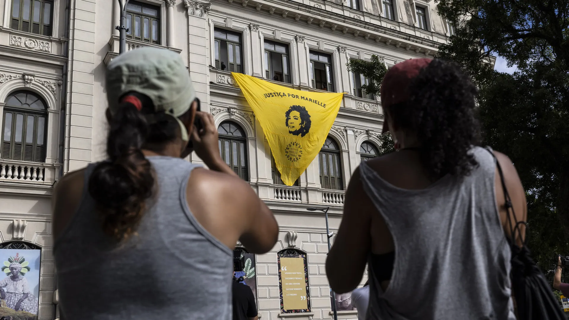 
                    MP brasileiro pede condenação de acusados de mandar matar Marielle
                