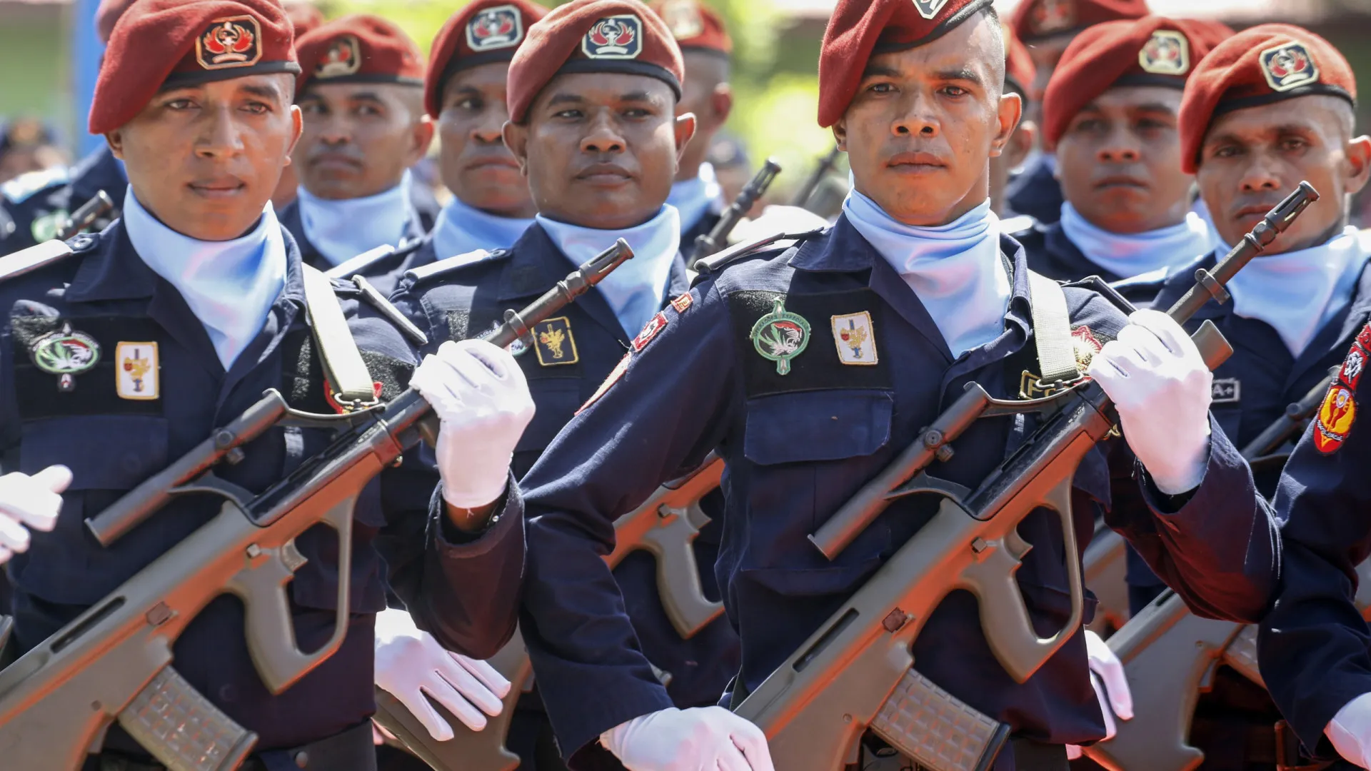 
                    Polícia de Timor-Leste pede a estudantes para porem fim aos protestos
                
