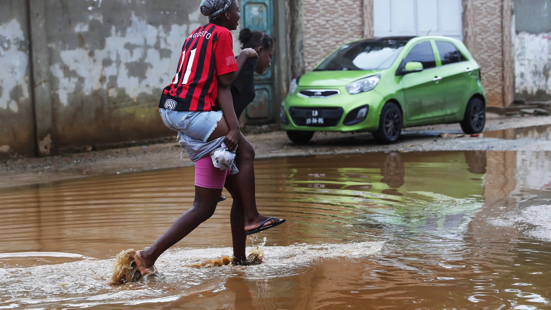 Chuvas provocaram pelo menos 24 mortes em Benguela, 28 em Angola