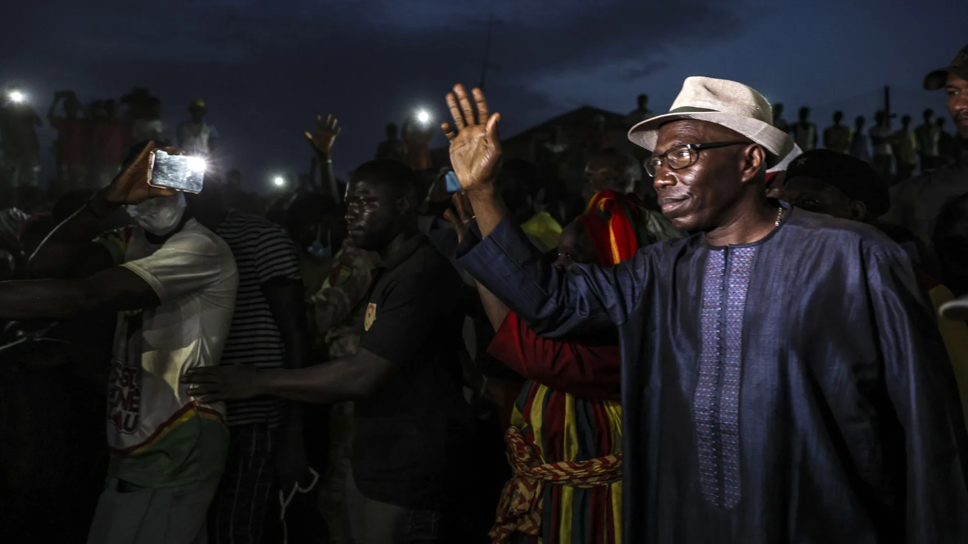 
                    Bissau. Família de opositor denuncia vigilância armada em casa
                