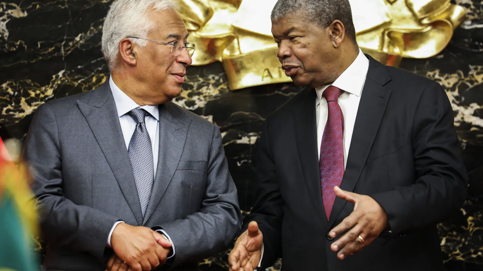 
                    Von der Leyen e Costa juntam-se ao PR angolano na cimeira UA-UE em Luanda
                