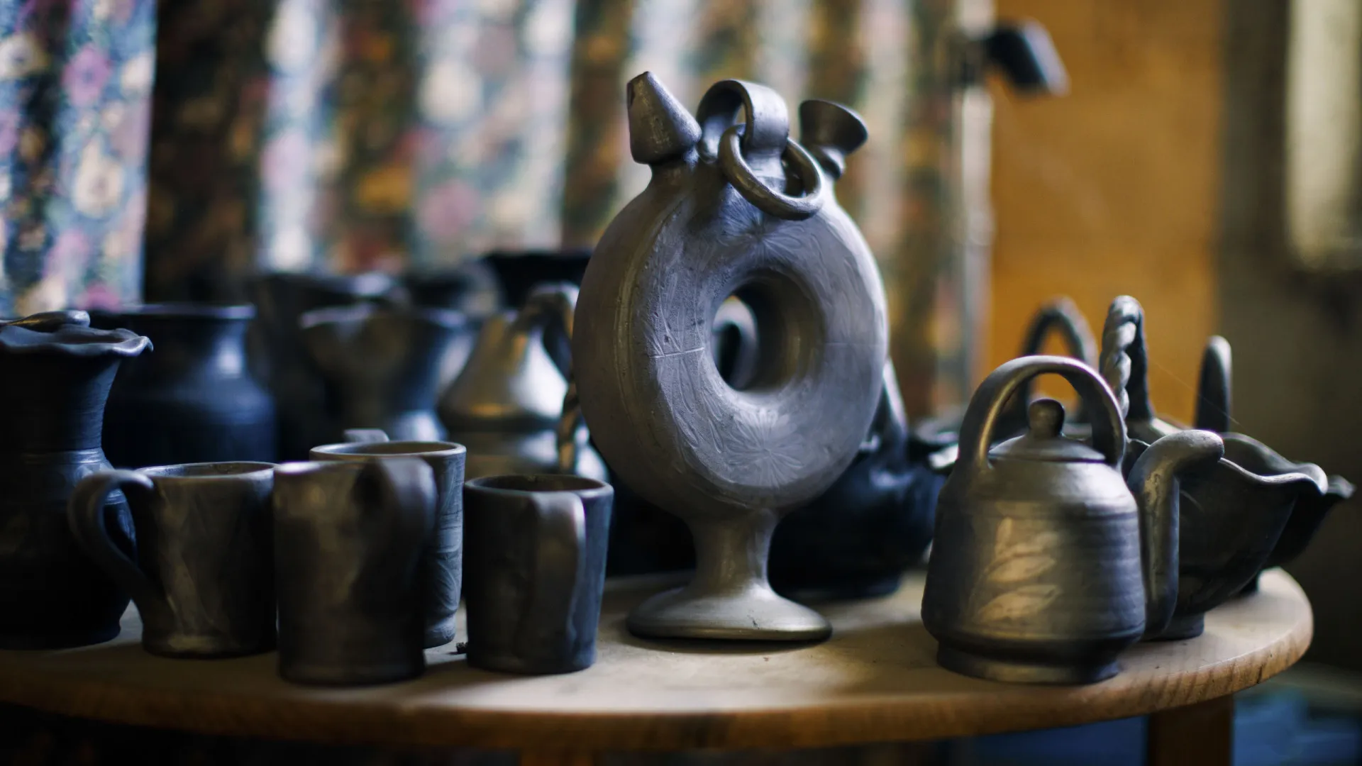 
                    Louça Preta de Bisalhães renova chancela de Património da UNESCO
                