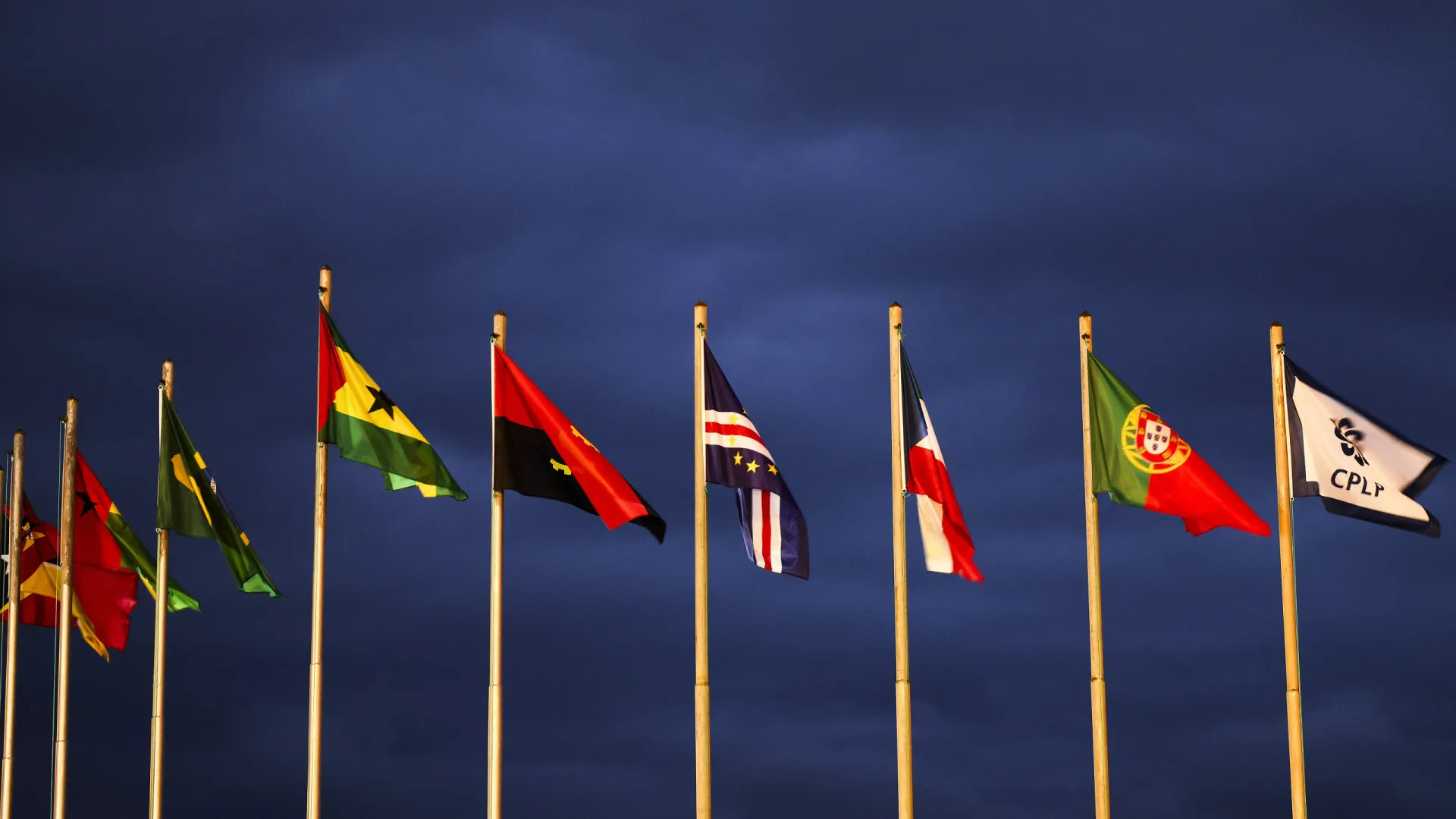 
                    Serviços migratórios defendem harmonização legislativa para 