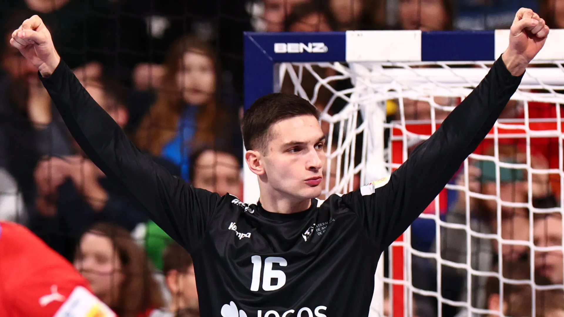 
                    Oficial: Diogo Rêma renova com FC Porto até 2029 e quer mais títulos
                