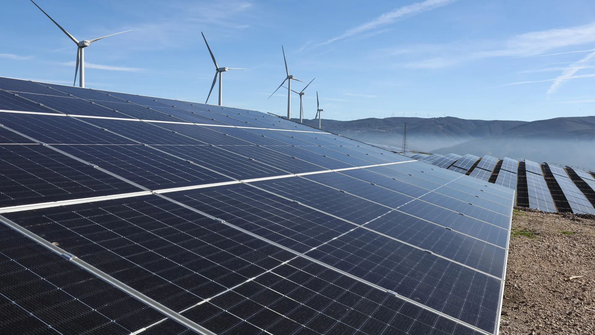 
                    Lucro da EDP Renováveis cai 49% até setembro para 107 milhões
                