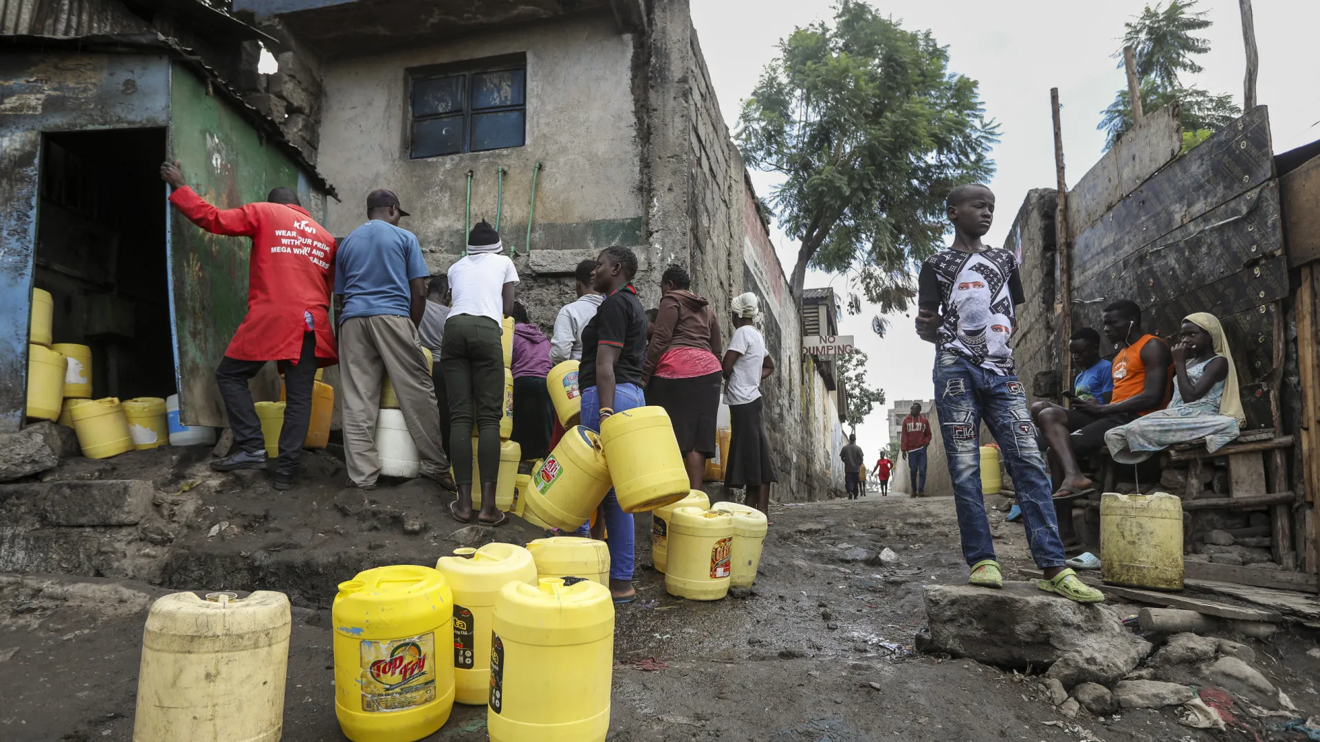 
                    Inundações aumentam 7 vezes casos de cólera na África Austral
                