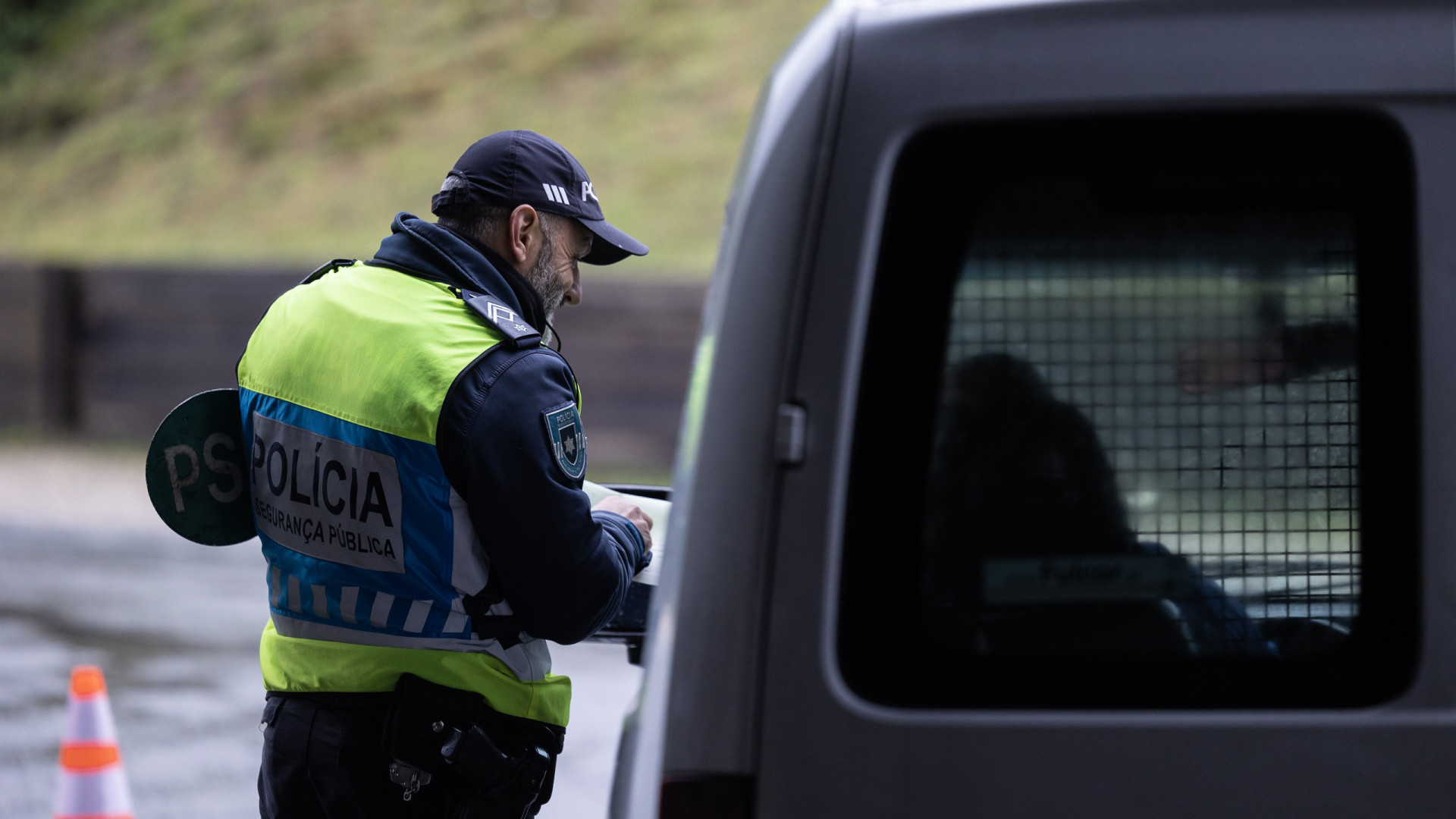 PSP deteve 842 condutores em abril, mais 262 do que no ano passado