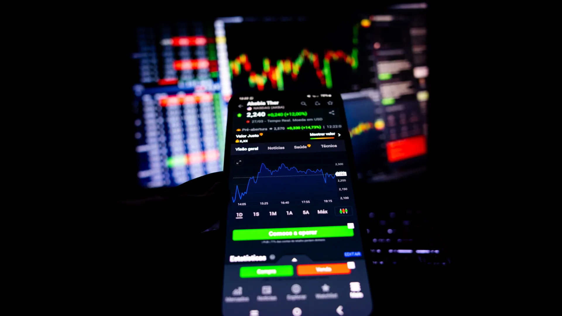 
                    Bolsa de Lisboa fecha a subir mais de 1% impulsionada pela energia
                