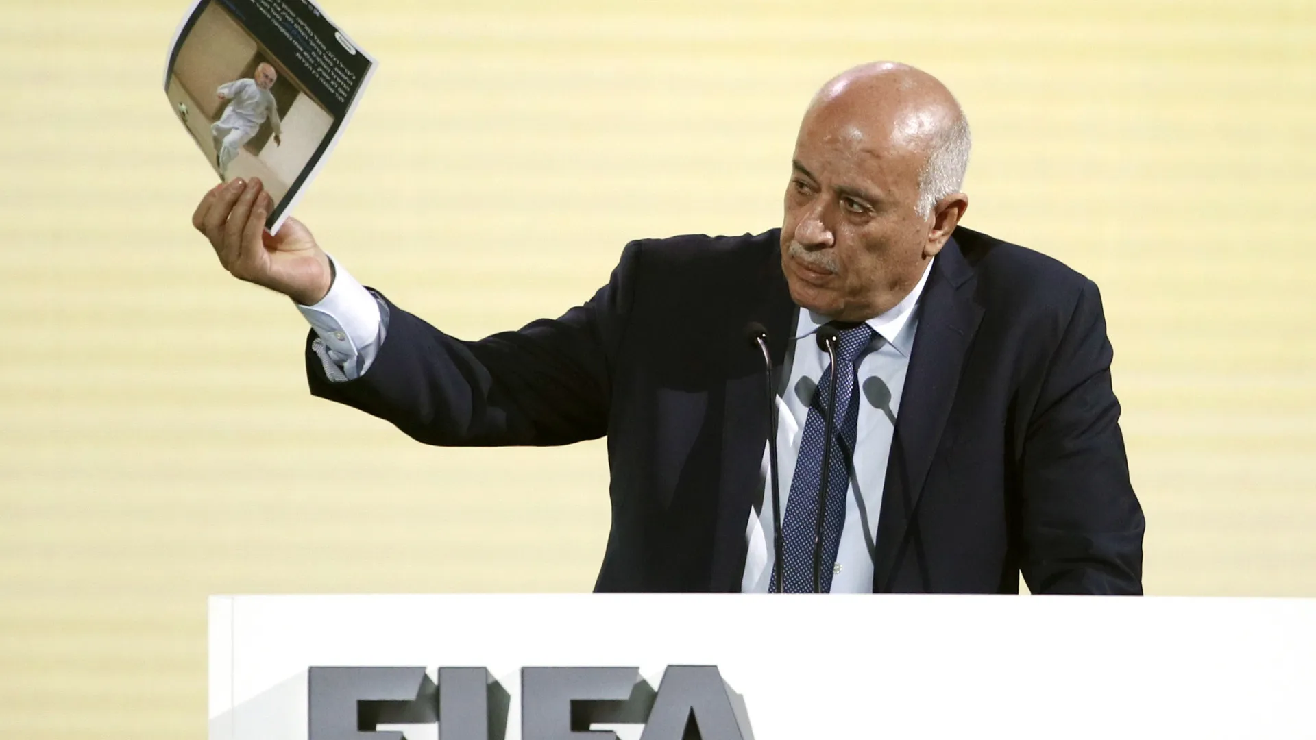 
                    Federação Palestiniana de Futebol exige sanções contra Israel
                
