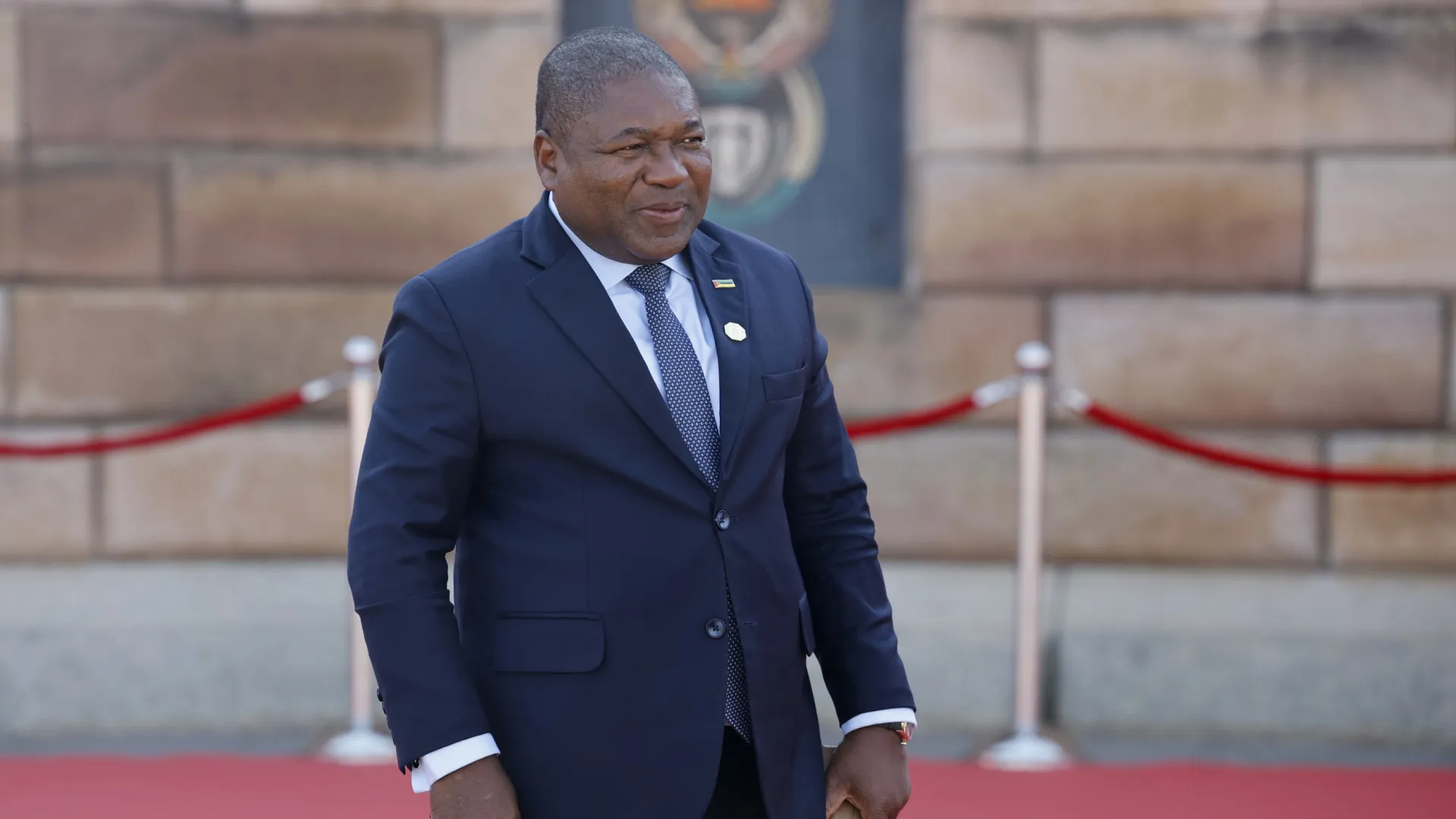 
                    Chefe da missão da União Africana relata ambiente calmo em Bissau
                