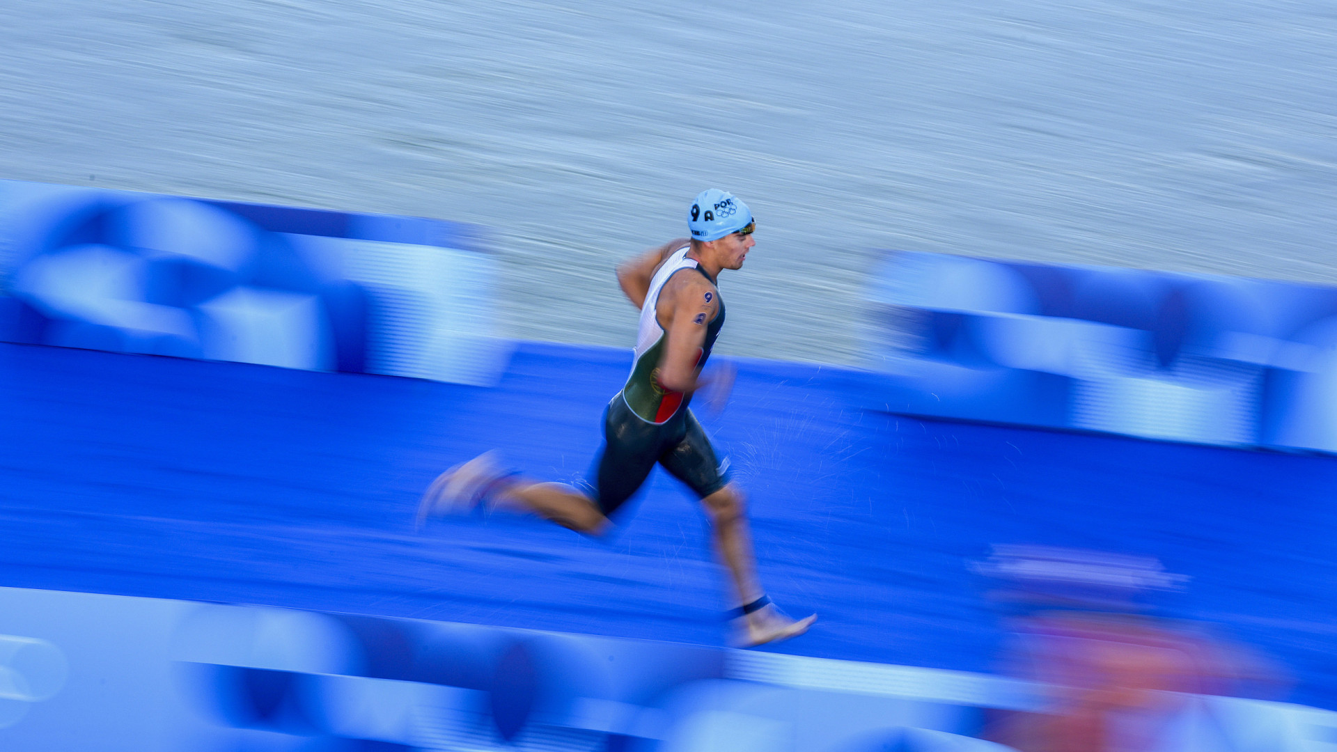 Vasco Vilaça segundo na prova de Yokohama do Mundial de triatlo