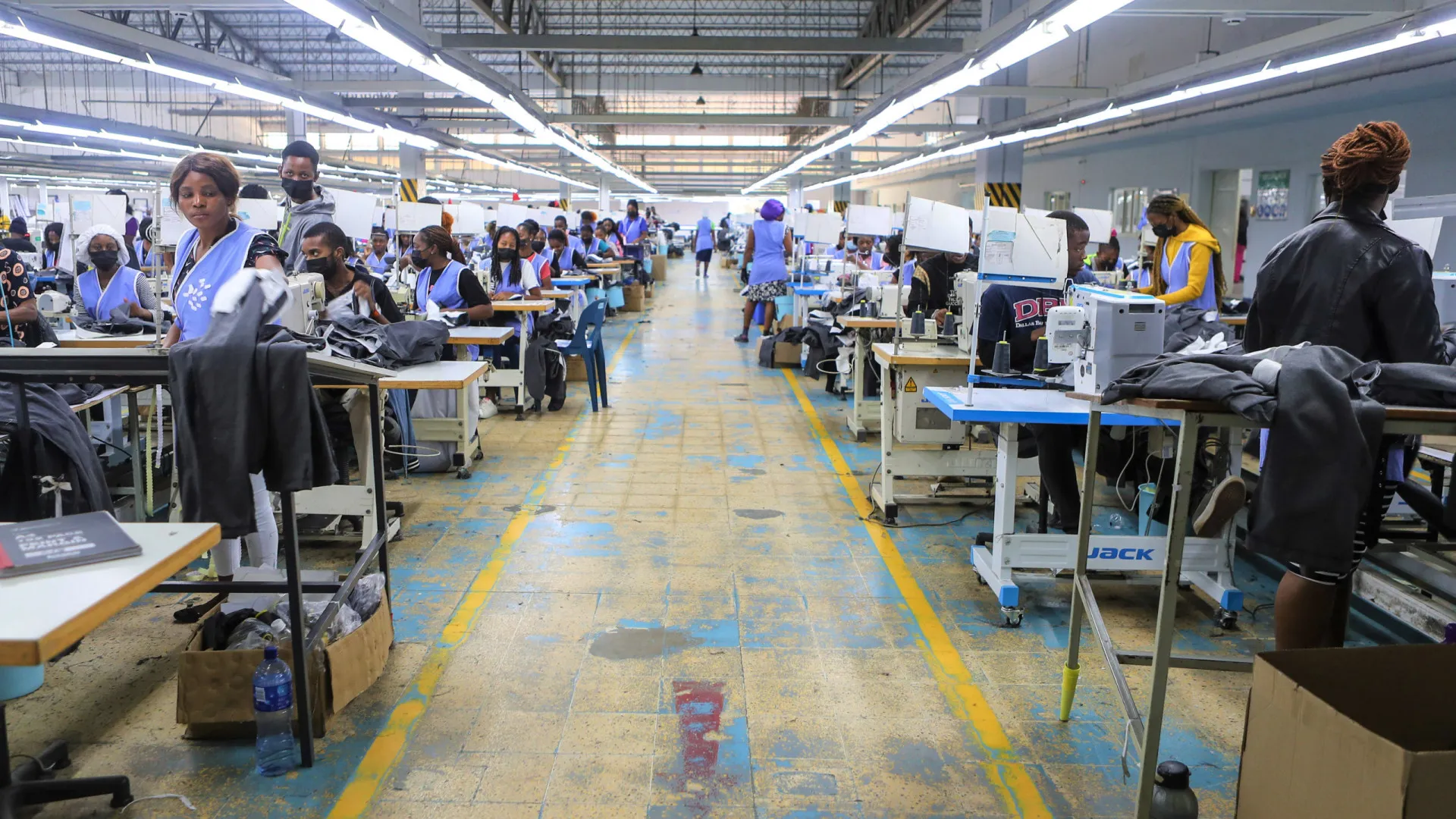 
                    Moçambique quer apostar em cadeias produtivas contra concentração na extração
                