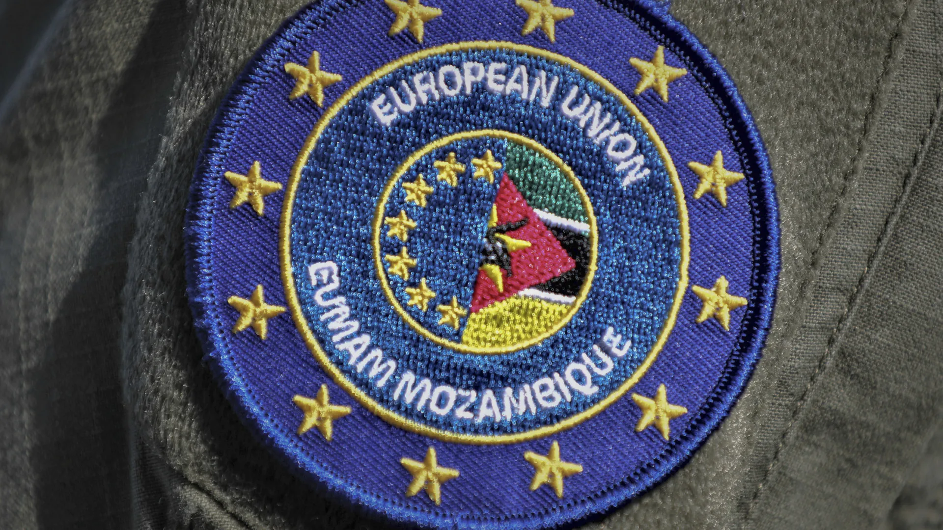 
                    Missão da UE formou mais de 500 militares moçambicanos no primeiro ano
                