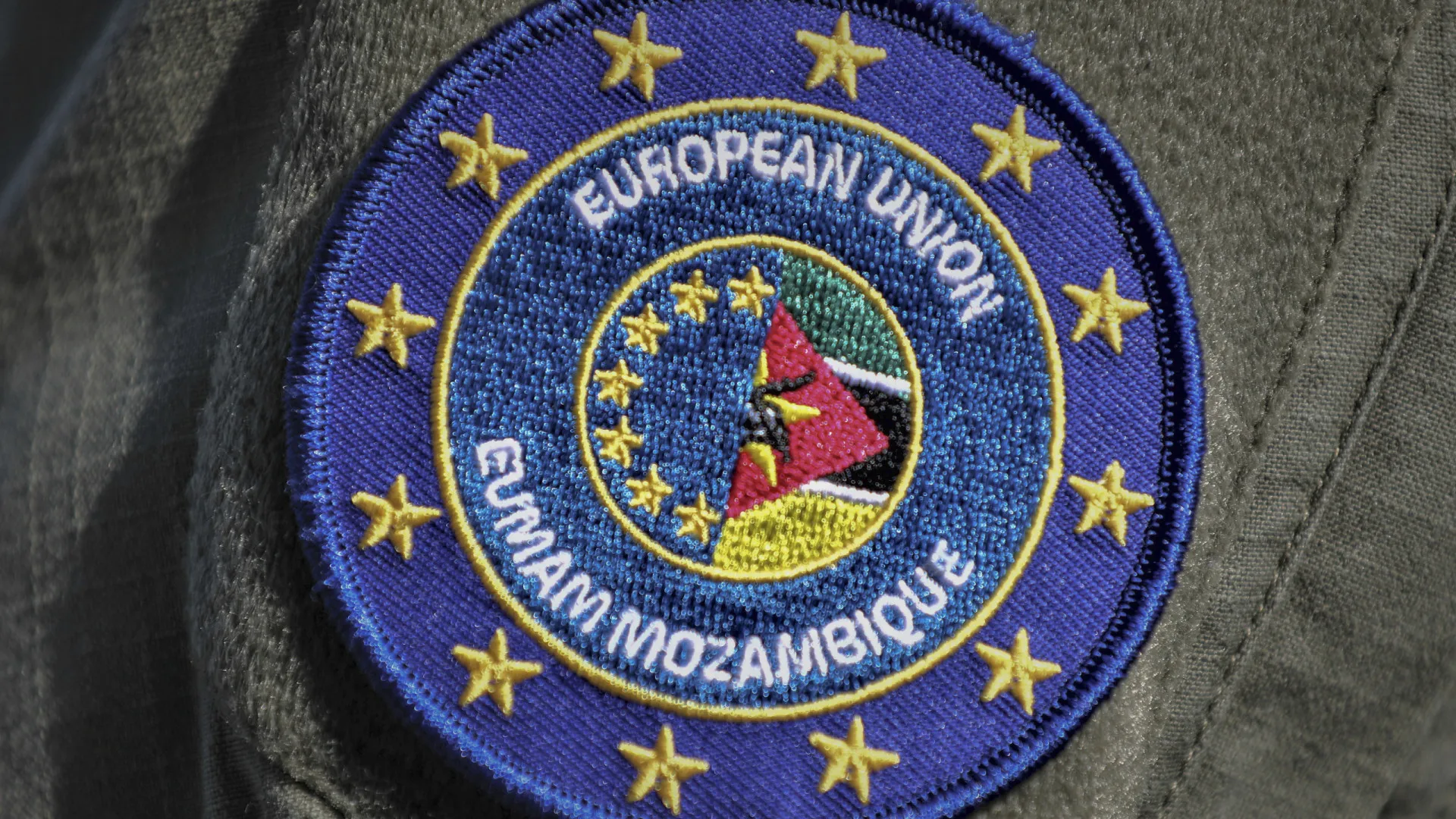 
                    Mais de 800 militares moçambicanos formados pela Missão da União Europeia em 2025
                