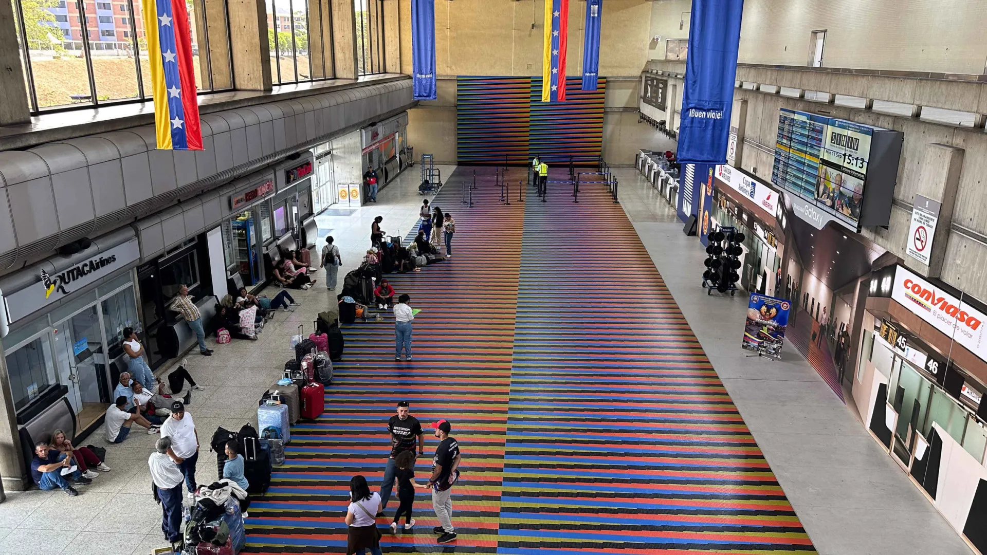 
                    Após cancelamentos, Venezuela aposta em aumentar voos com a Rússia
                