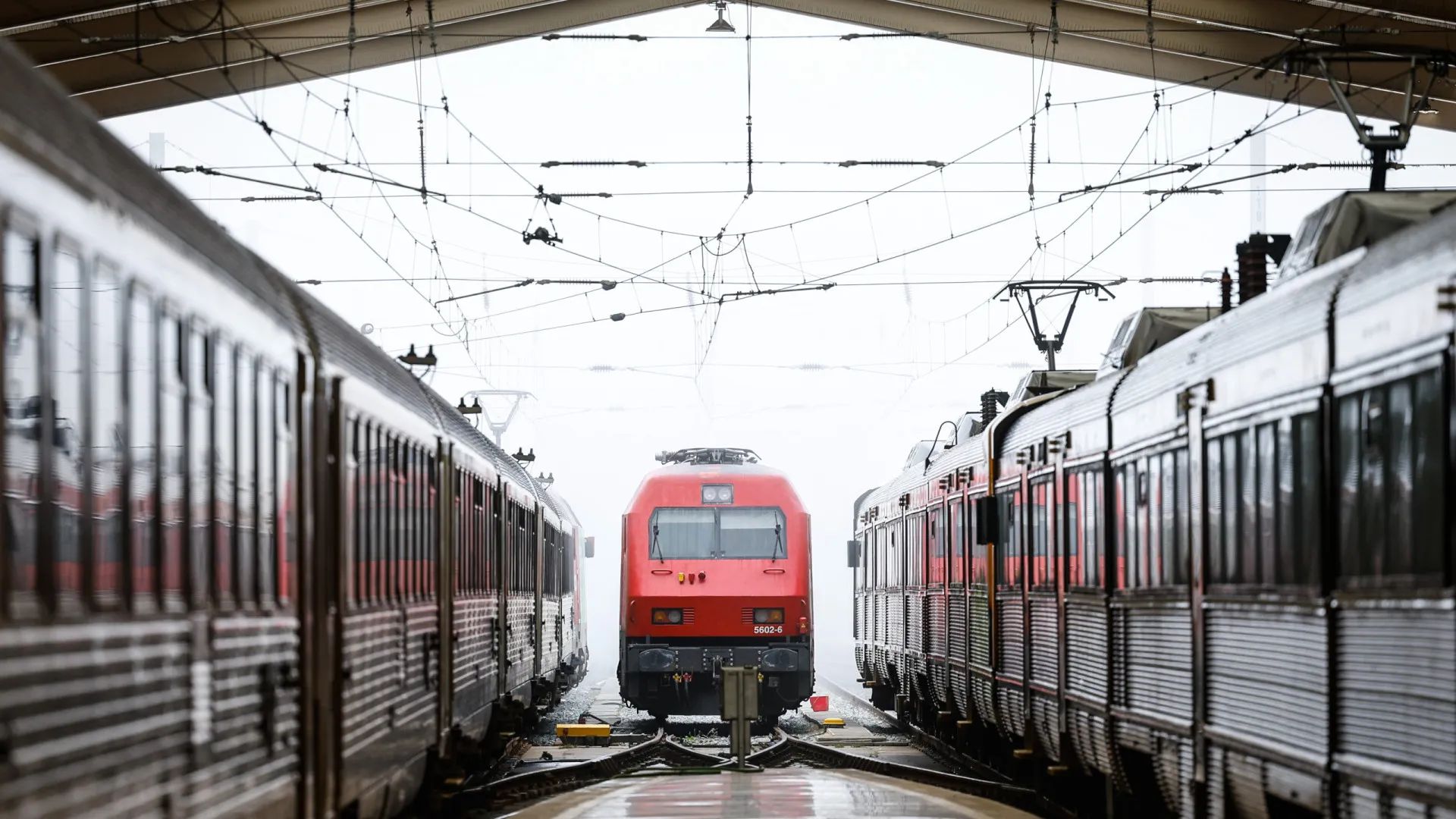 
                    CP retoma serviço Intercidades entre Coimbra B e Guarda
                