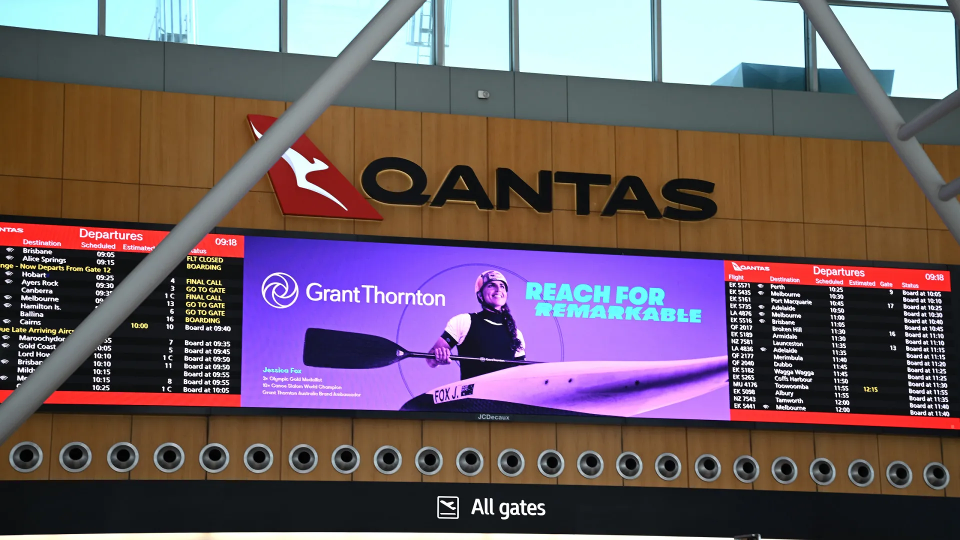 Dados de 5,7 milhões de clientes da Qantas divulgados online após ciberataque