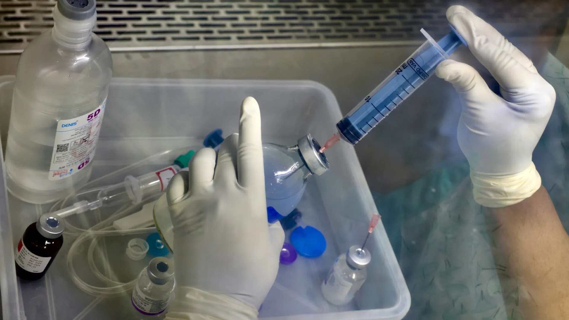 
                    Rede europeia quer garantir acesso aos mesmos tratamentos contra o cancro
                