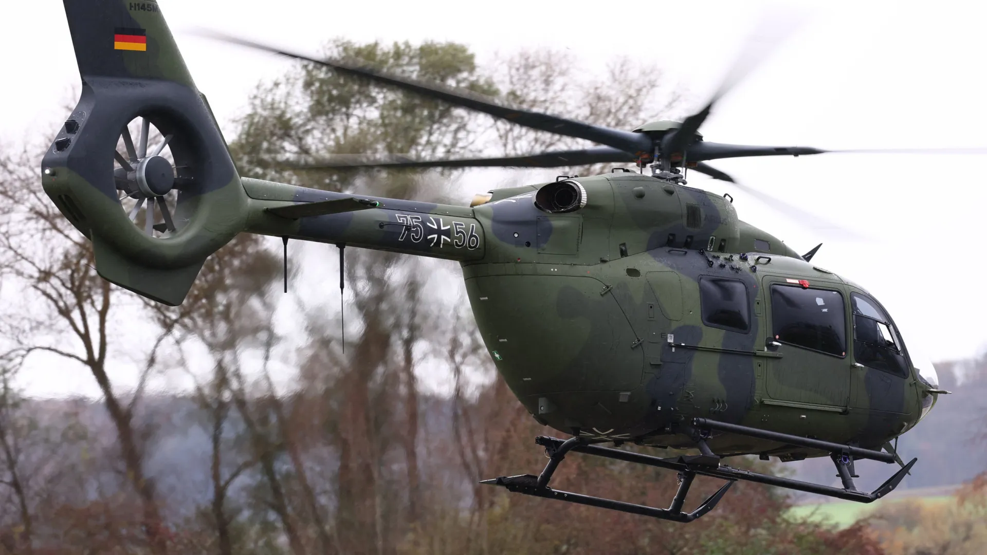 
                    Airbus sobe 20% vendas de helicópteros com contratos militares na Europa
                