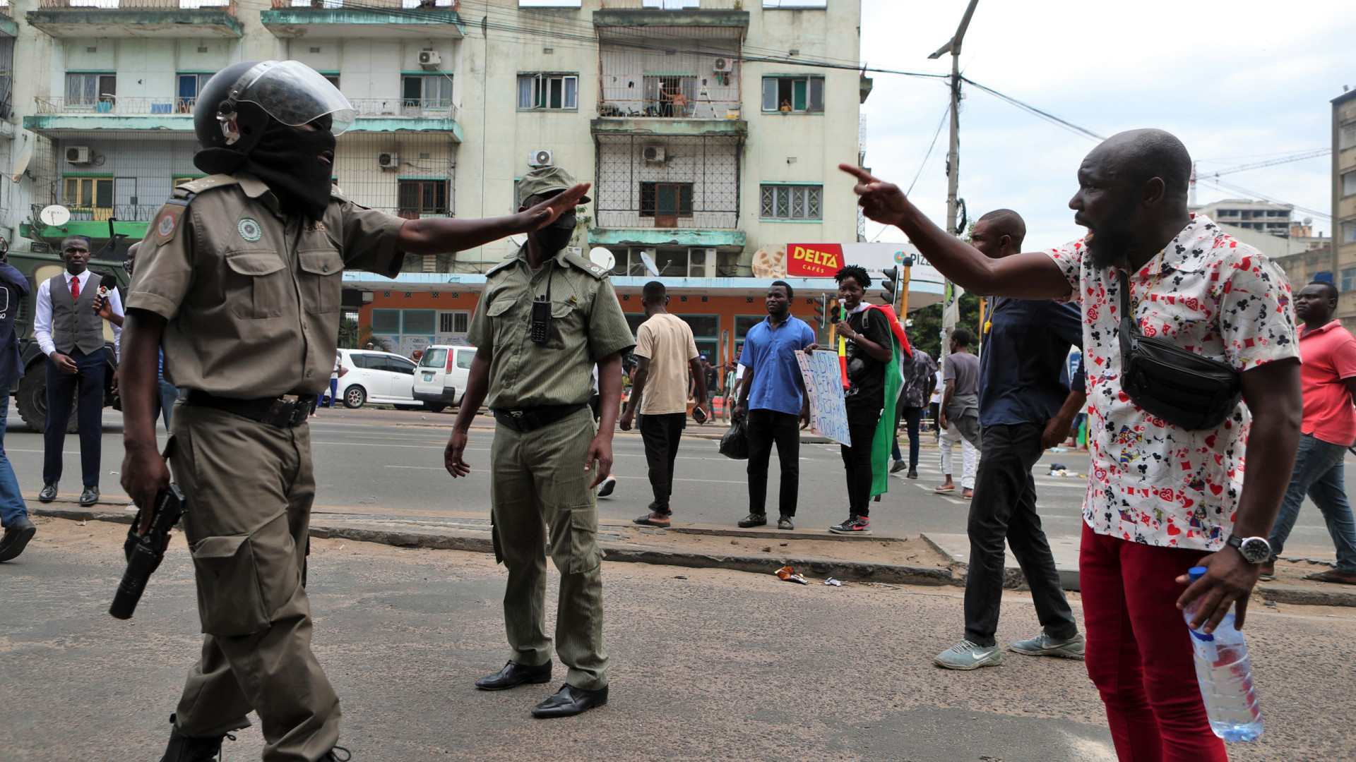 Mais de 40% das infraestruturas da polícia destruídas em Maputo