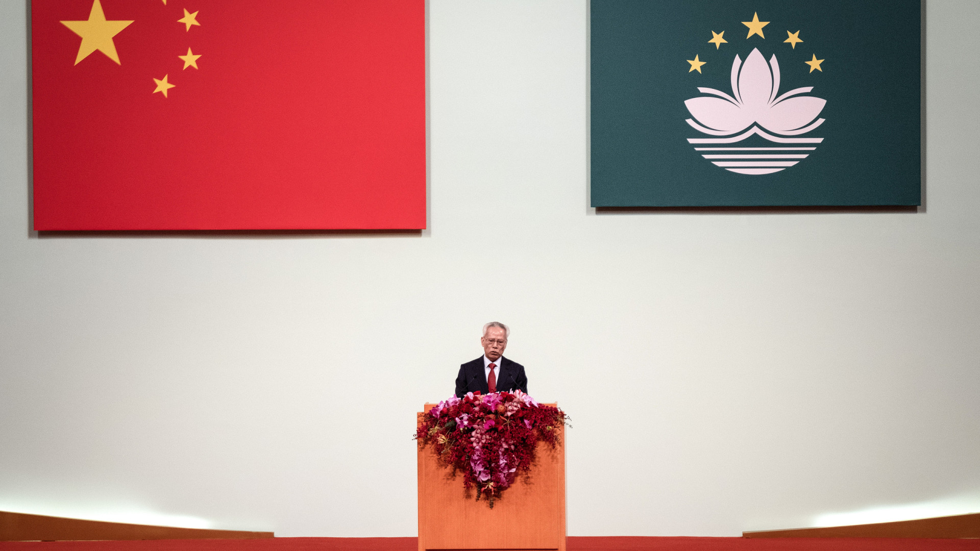 Líder do governo de Macau destaca “contributos importantes” dos macaenses