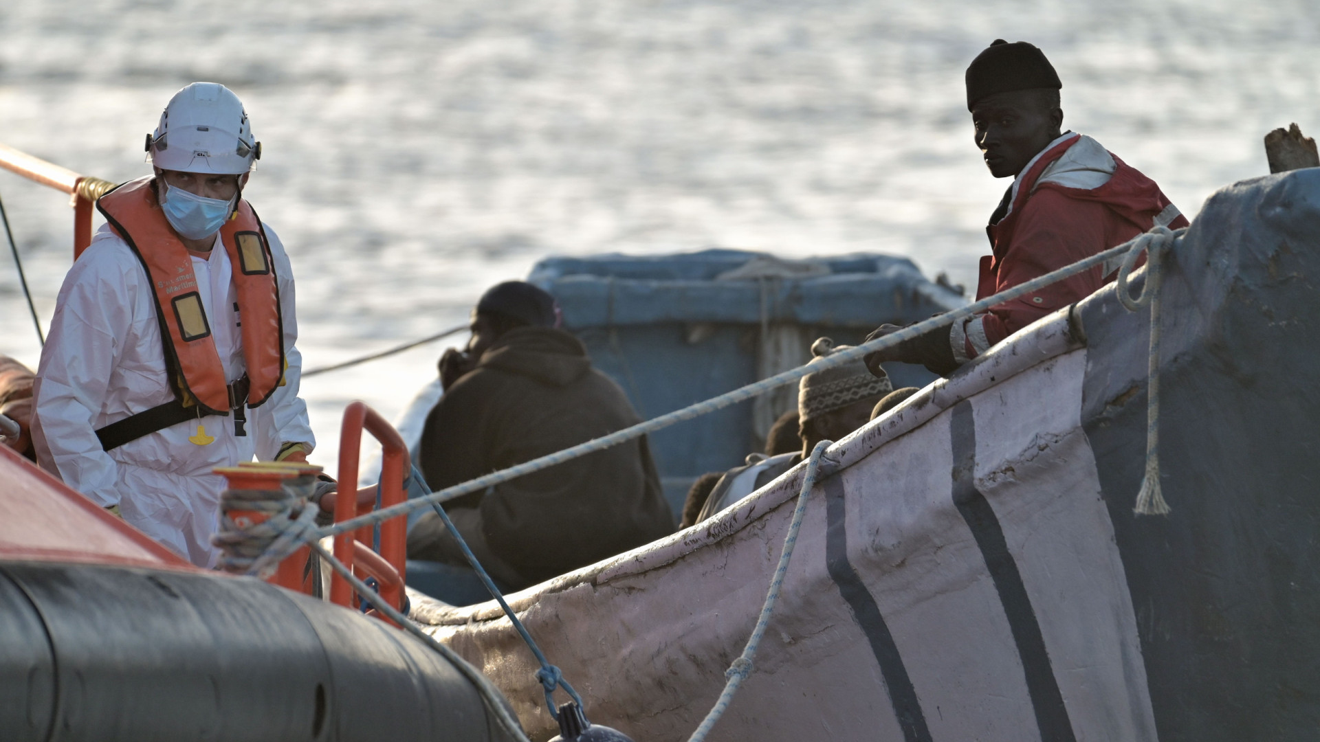 Perto de 70 desaparecidos em naufrágio de um barco em Marrocos