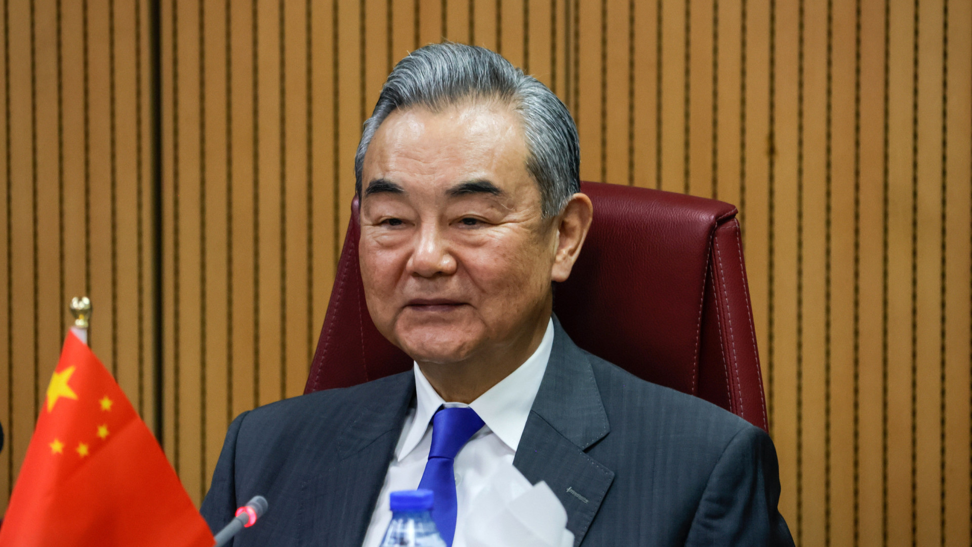 China e Índia “devem aproveitar a oportunidade para se aproximarem”