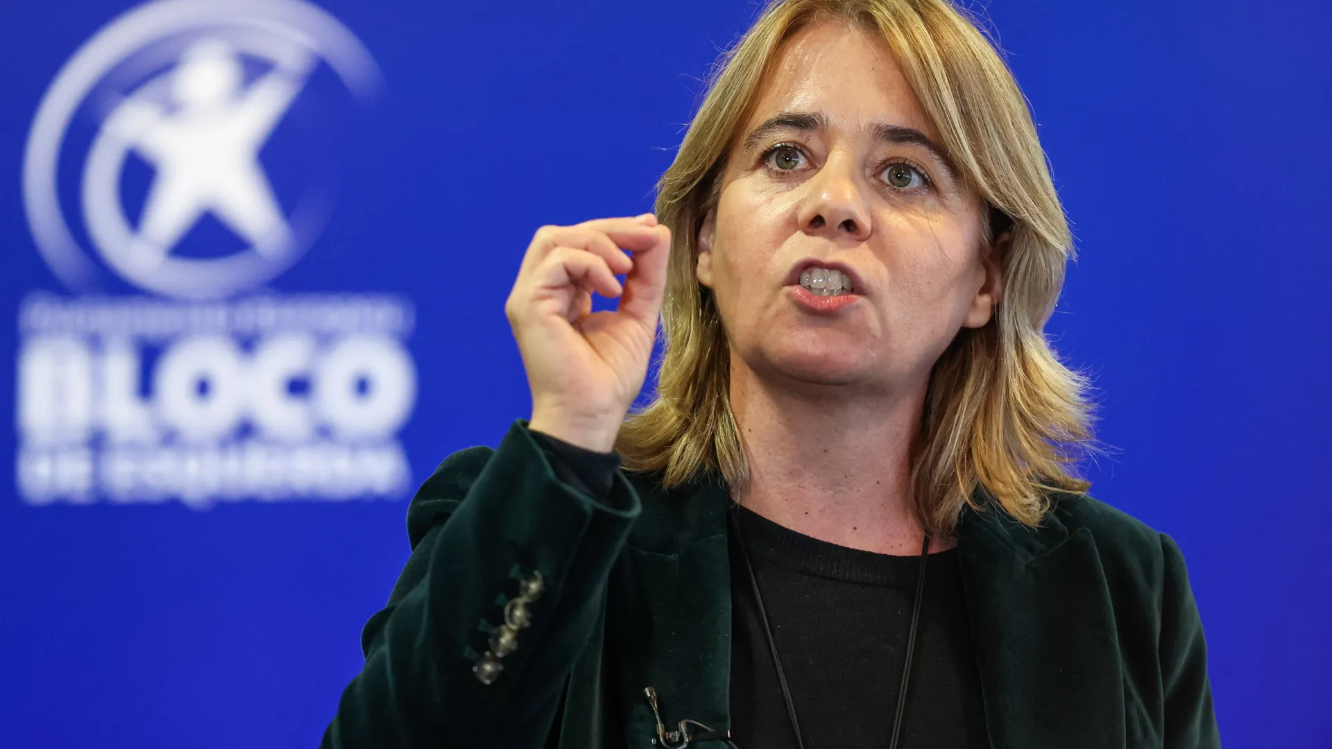 
                    Catarina Martins acusa Governo de abandonar trabalhadores da Bosch Braga
                