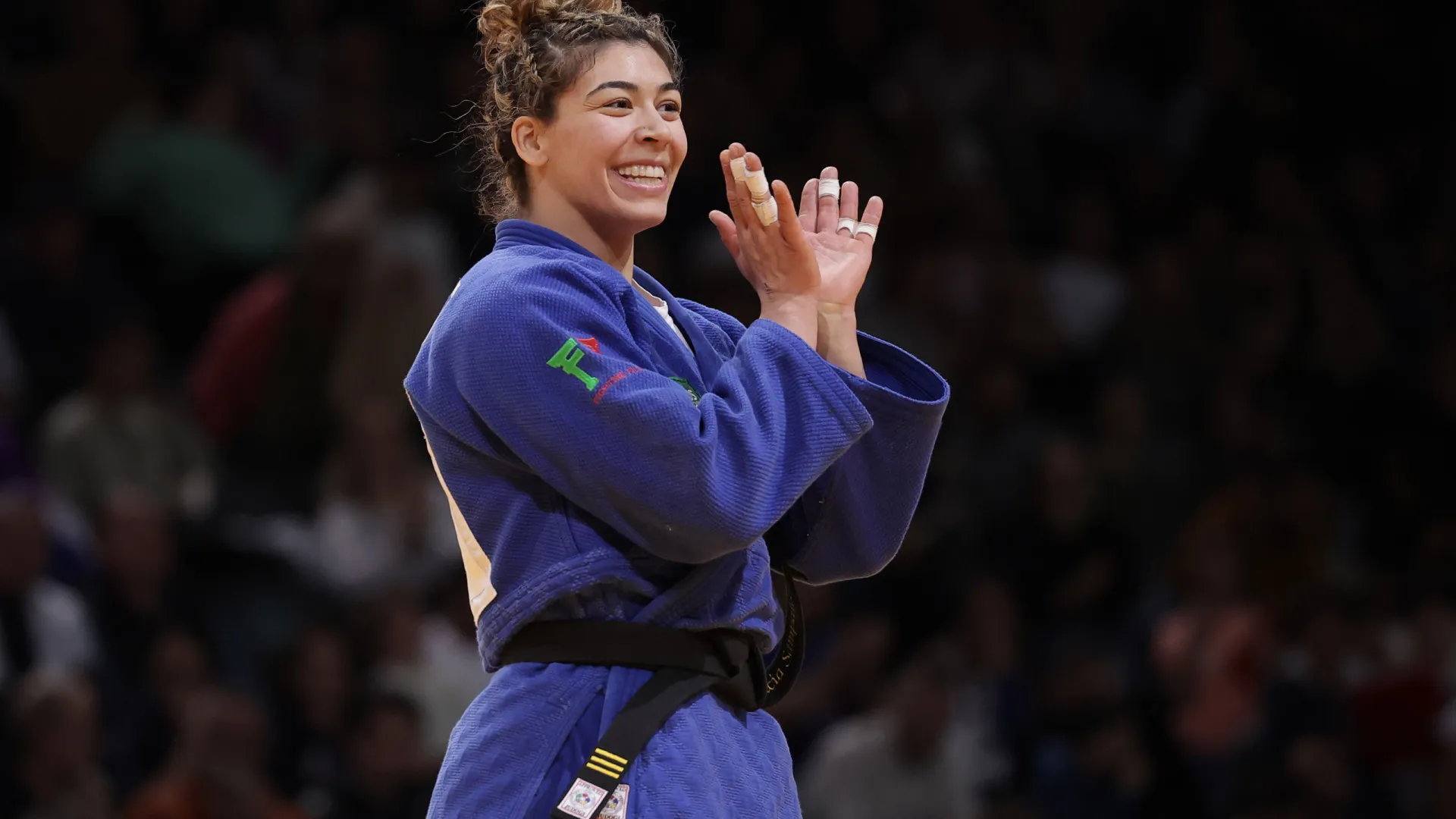 
                    Patrícia Sampaio conquista medalha de prata no Grand Slam de Tóquio
                
