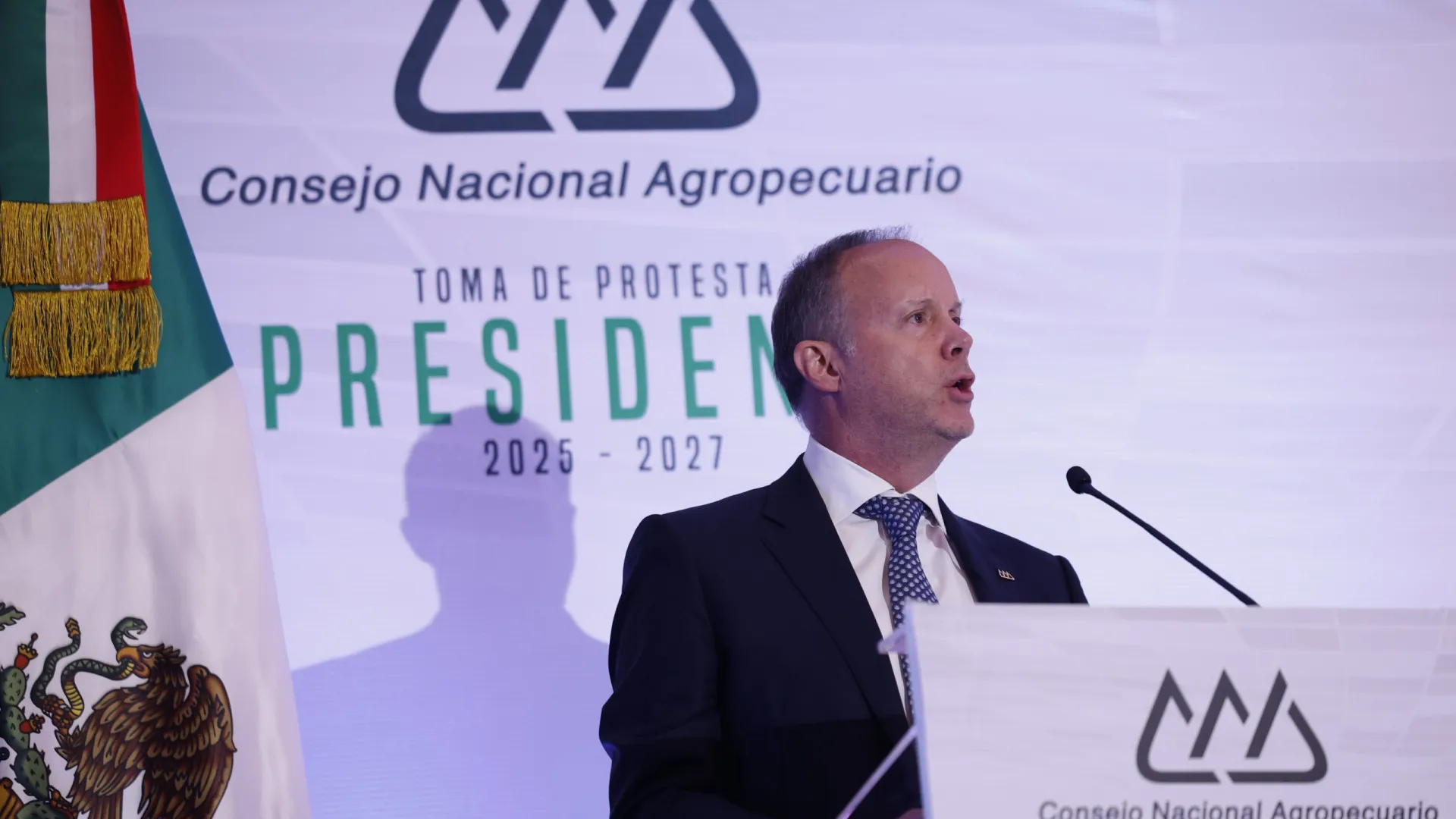 
                    Agropecuária diz que exigência dos EUA relativa à água provocará a 