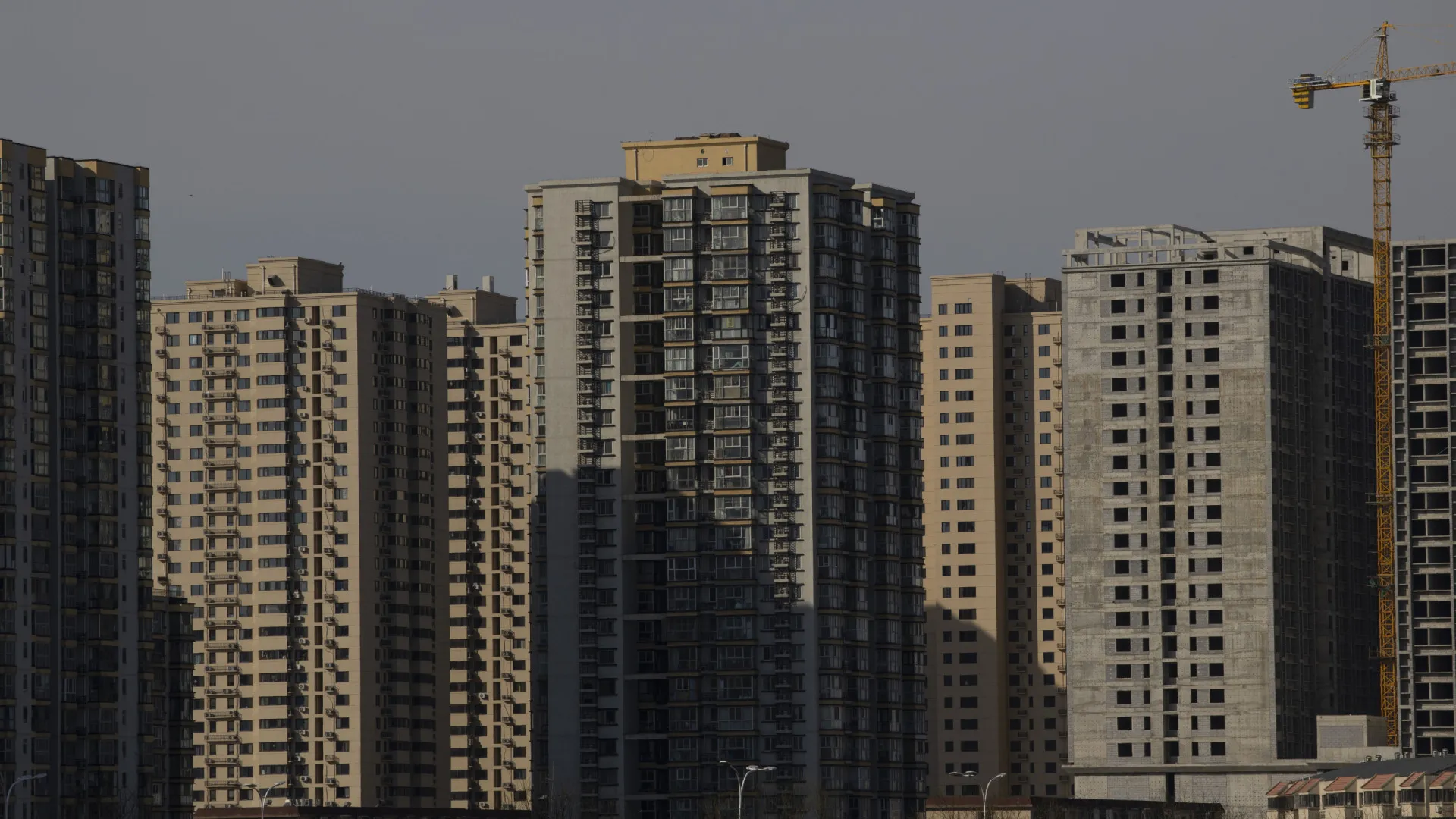 
                    Governo da China planeia novo pacote de medidas contra crise imobiliária
                