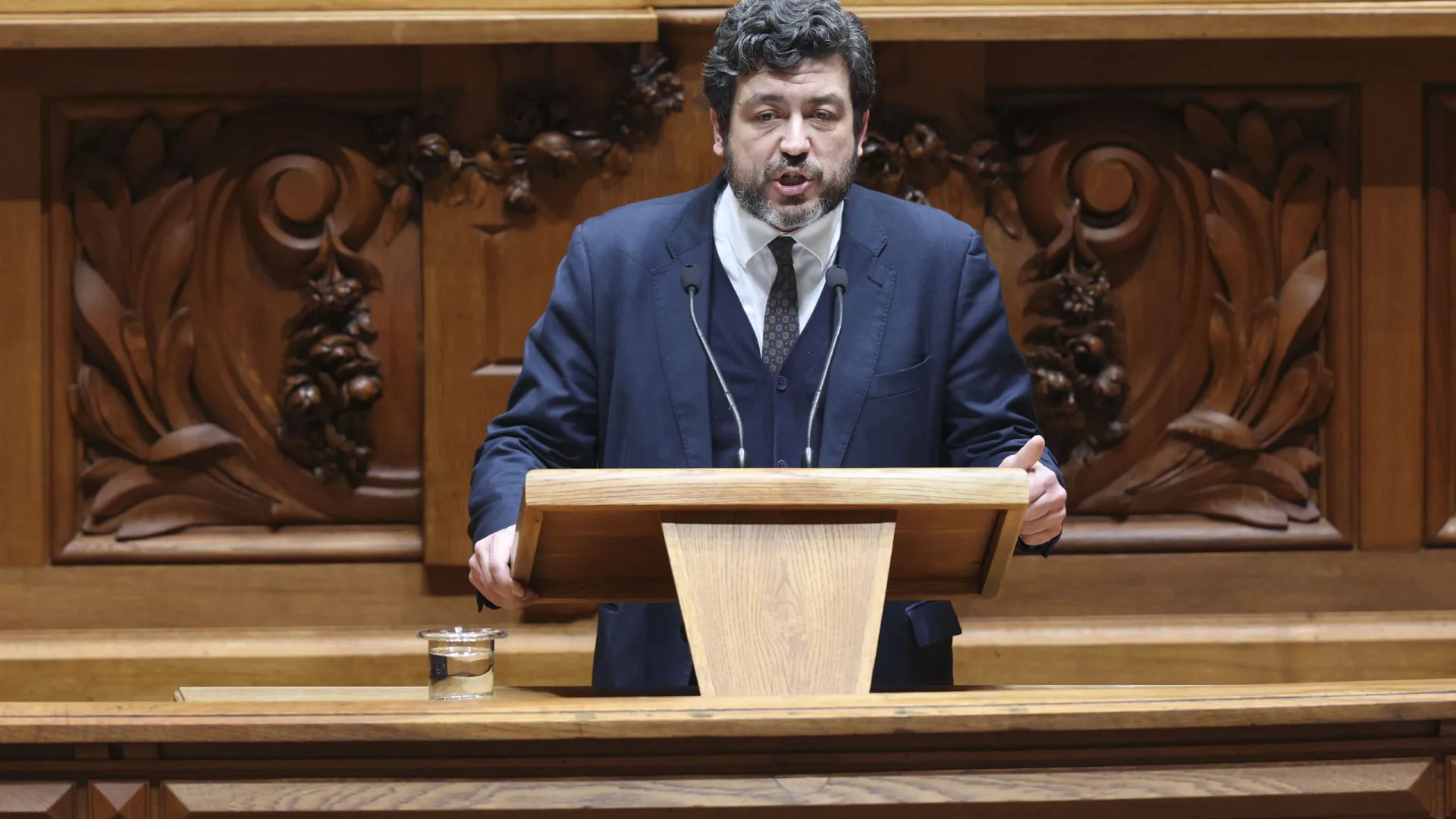 
                    PS disponível para negociar nova lei da nacionalidade 