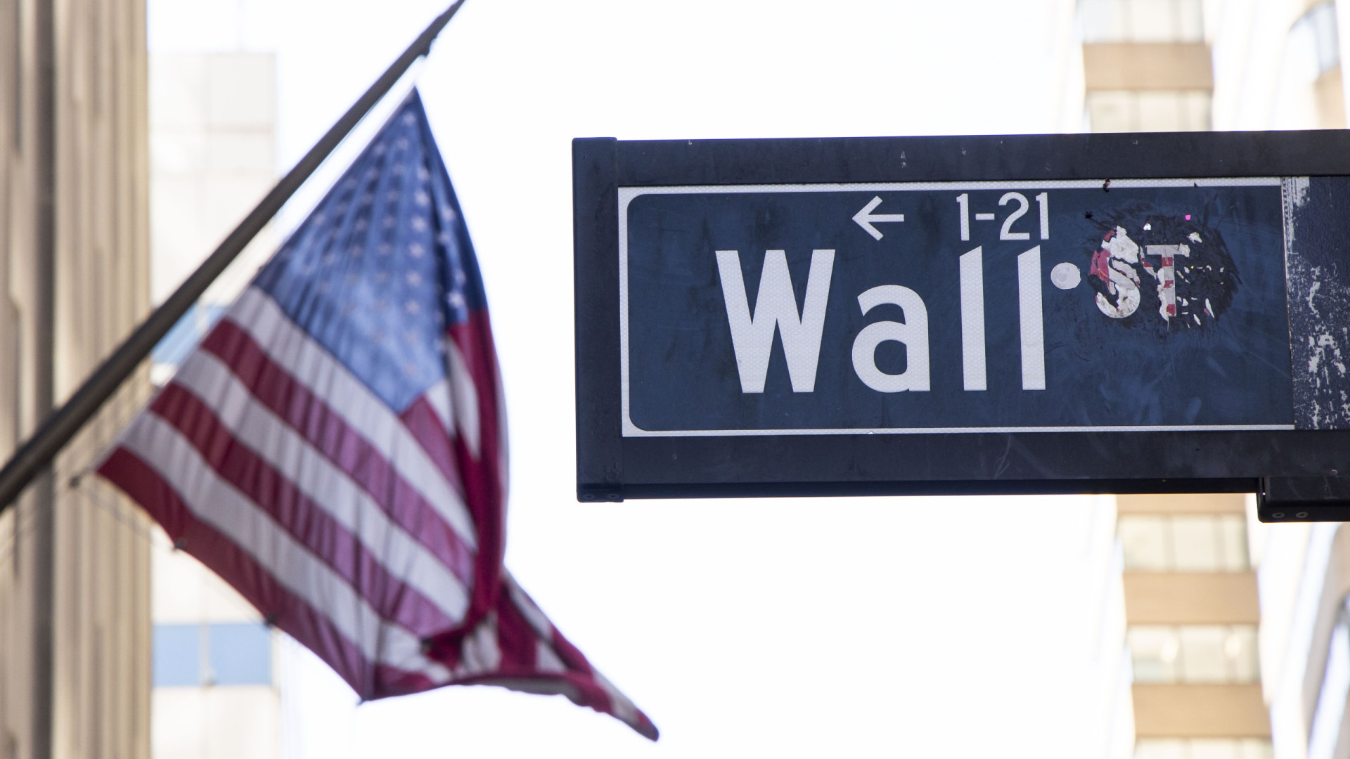 Wall Street fecha com máximos e o S&P a registar 5.º recorde consecutivo