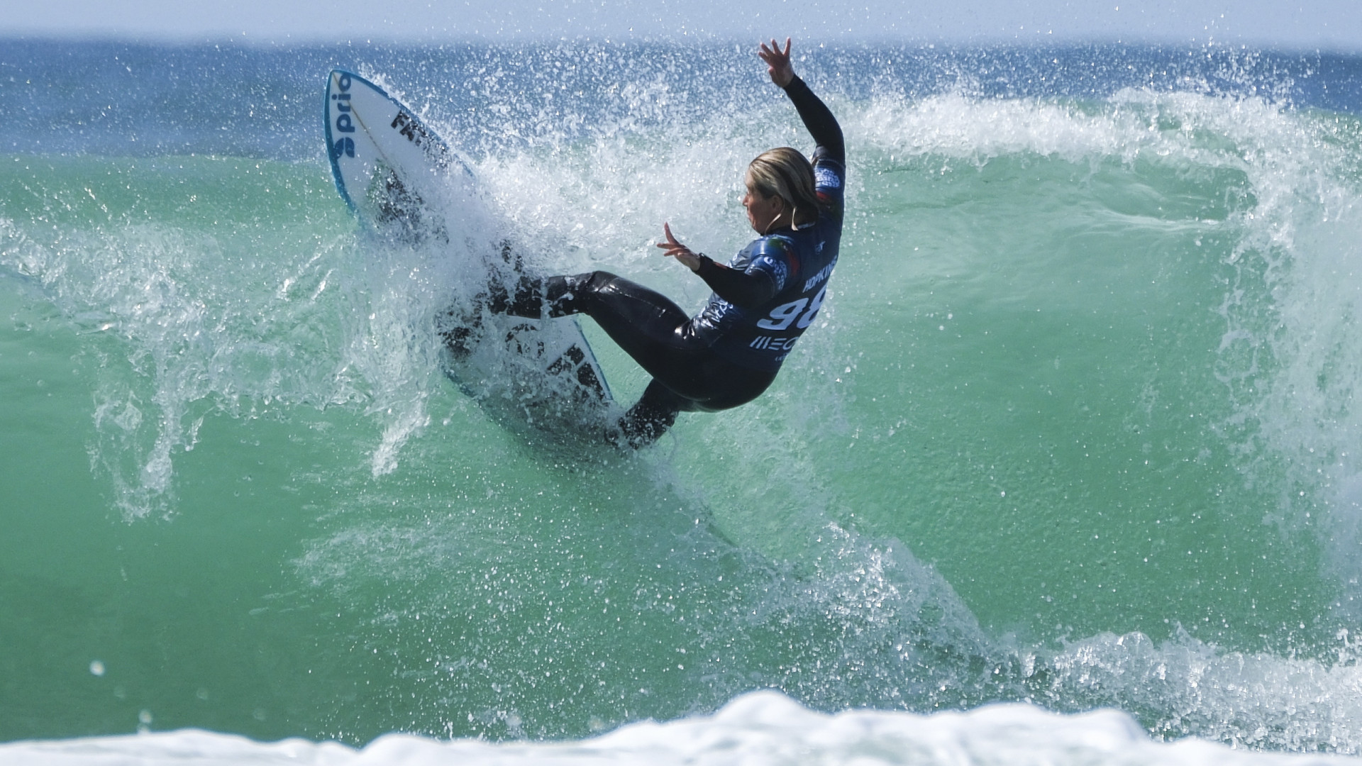 Yolanda Hopkins nas 'meias' do Ballito Pro de surf na África do Sul