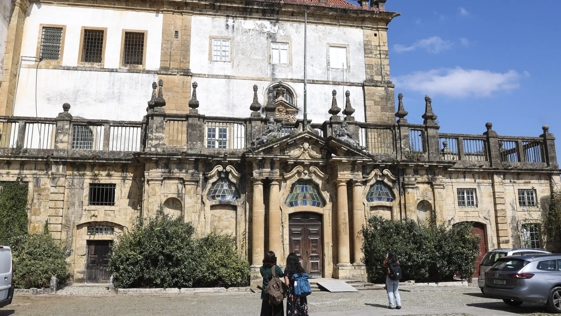 
                    Bienal Anozero começa hoje em Coimbra para mostrar as feridas do mundo
                