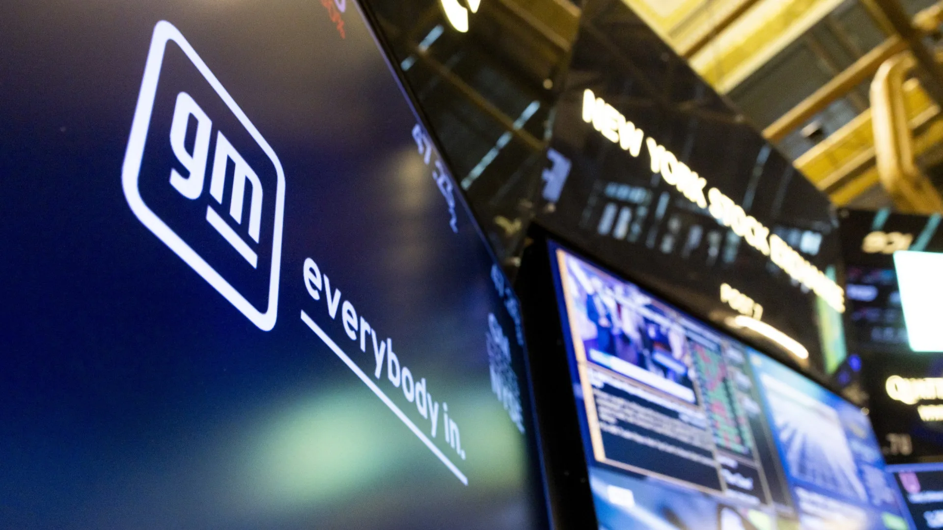 
                    General Motors anuncia forte quebra de lucro até setembro
                