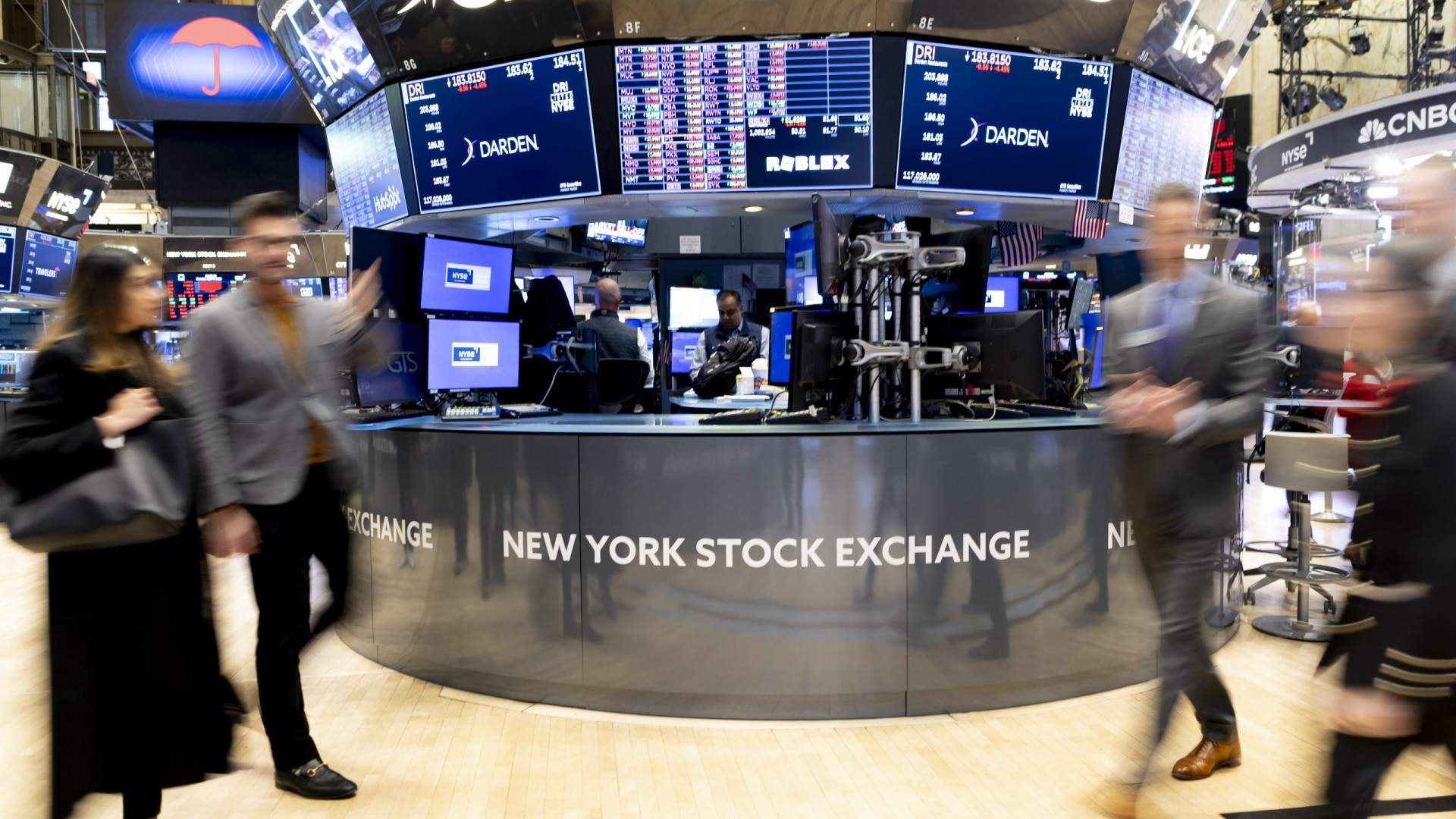 Wall Street abre em queda com receios devido a tarifas
