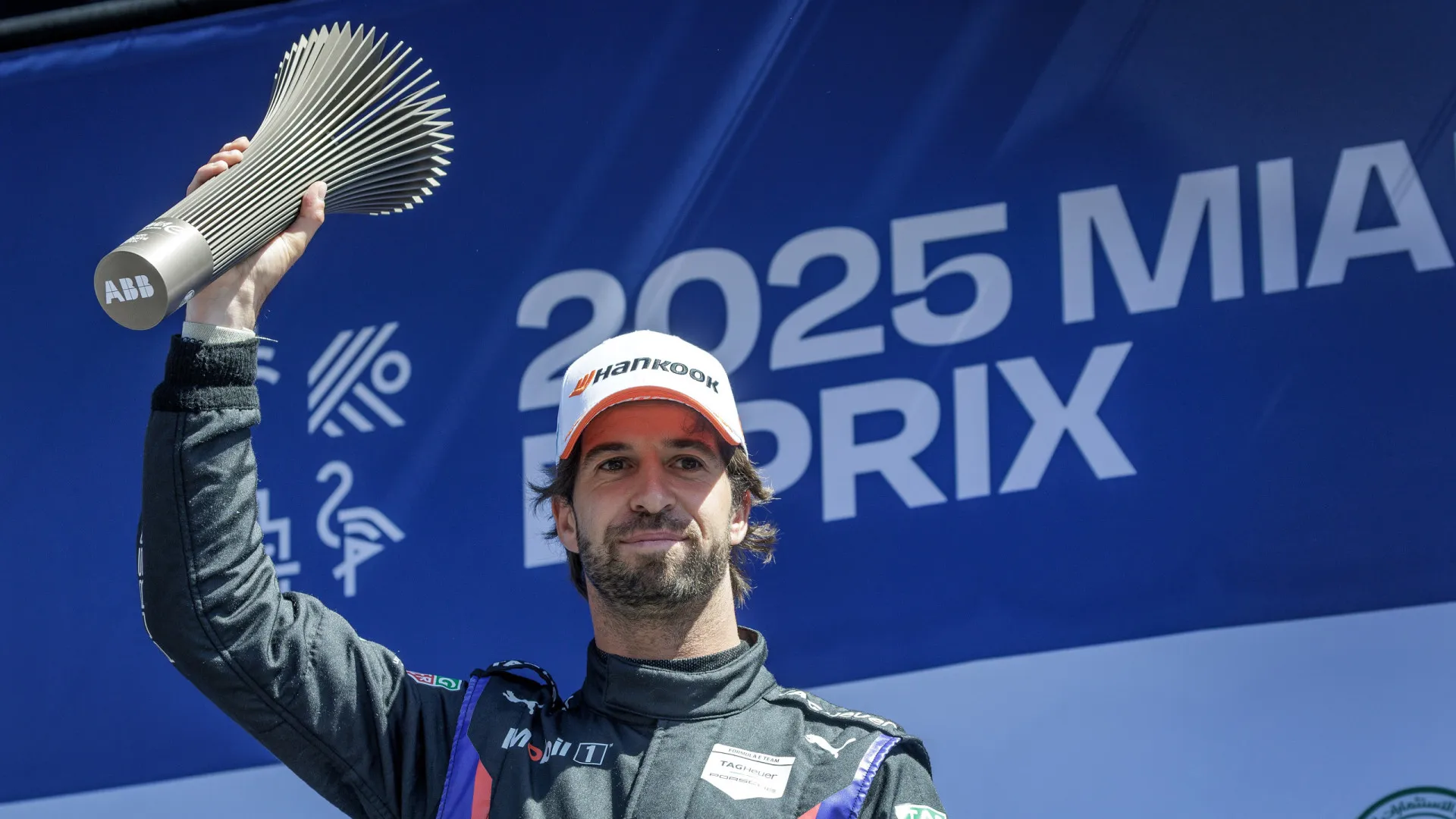 
                    Estreia de Félix da Costa na Jaguar ensombrada por acidente no Brasil
                