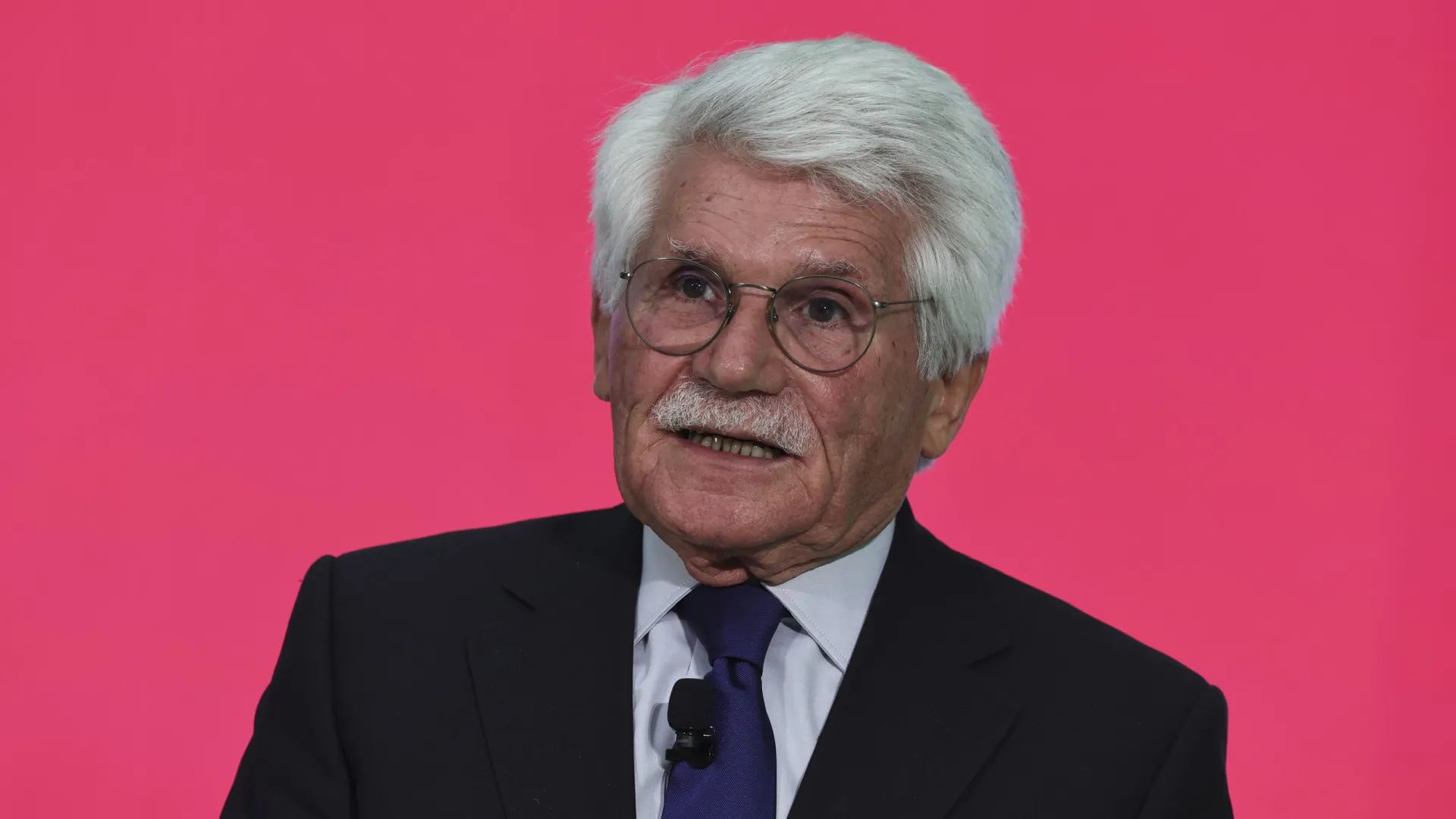 TC? "É bom alertar o Presidente para começar a pensar em eleições"