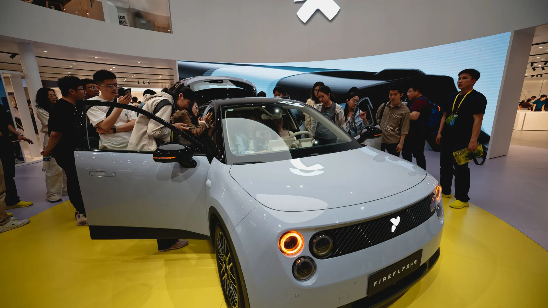 
                    Chinesa Nio prevê ter lucros pela primeira vez
                