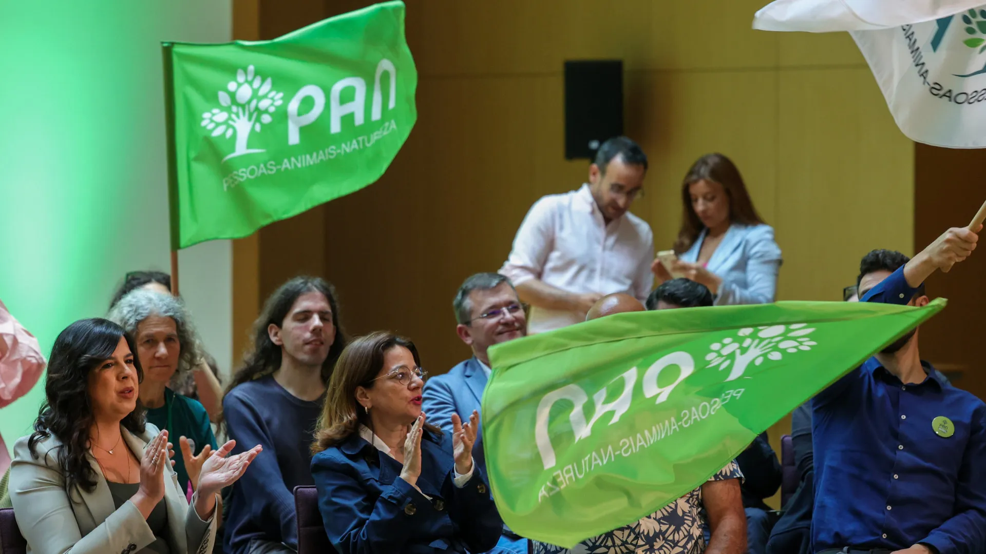 
                    PAN dá liberdade de voto na primeira volta das Presidenciais
                