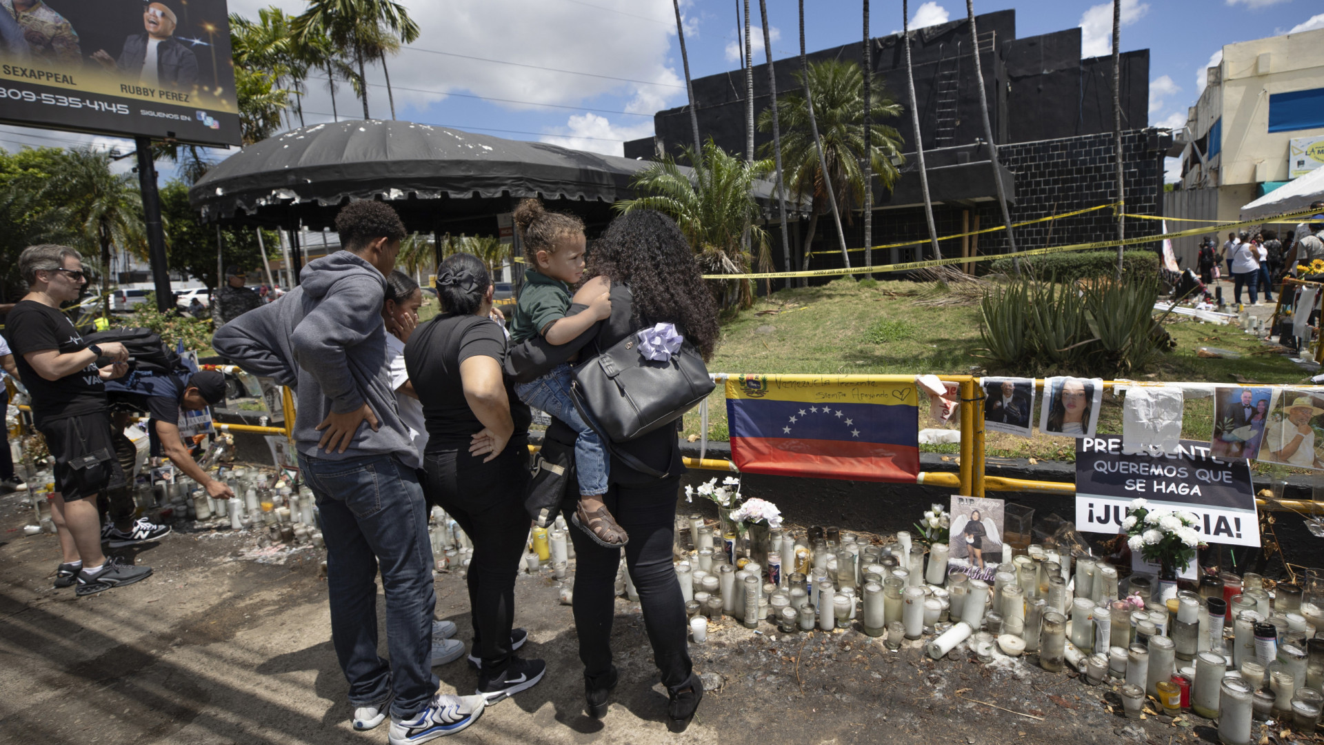 Detidos proprietários de discoteca na República Dominicana que colapsou 