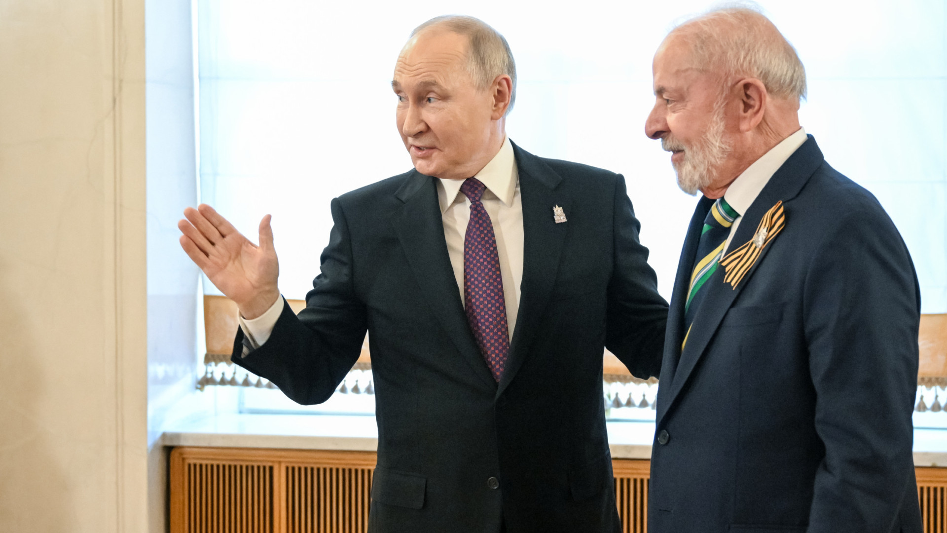 Lula defende relação do Brasil com a Rússia e critica tarifas dos EUA