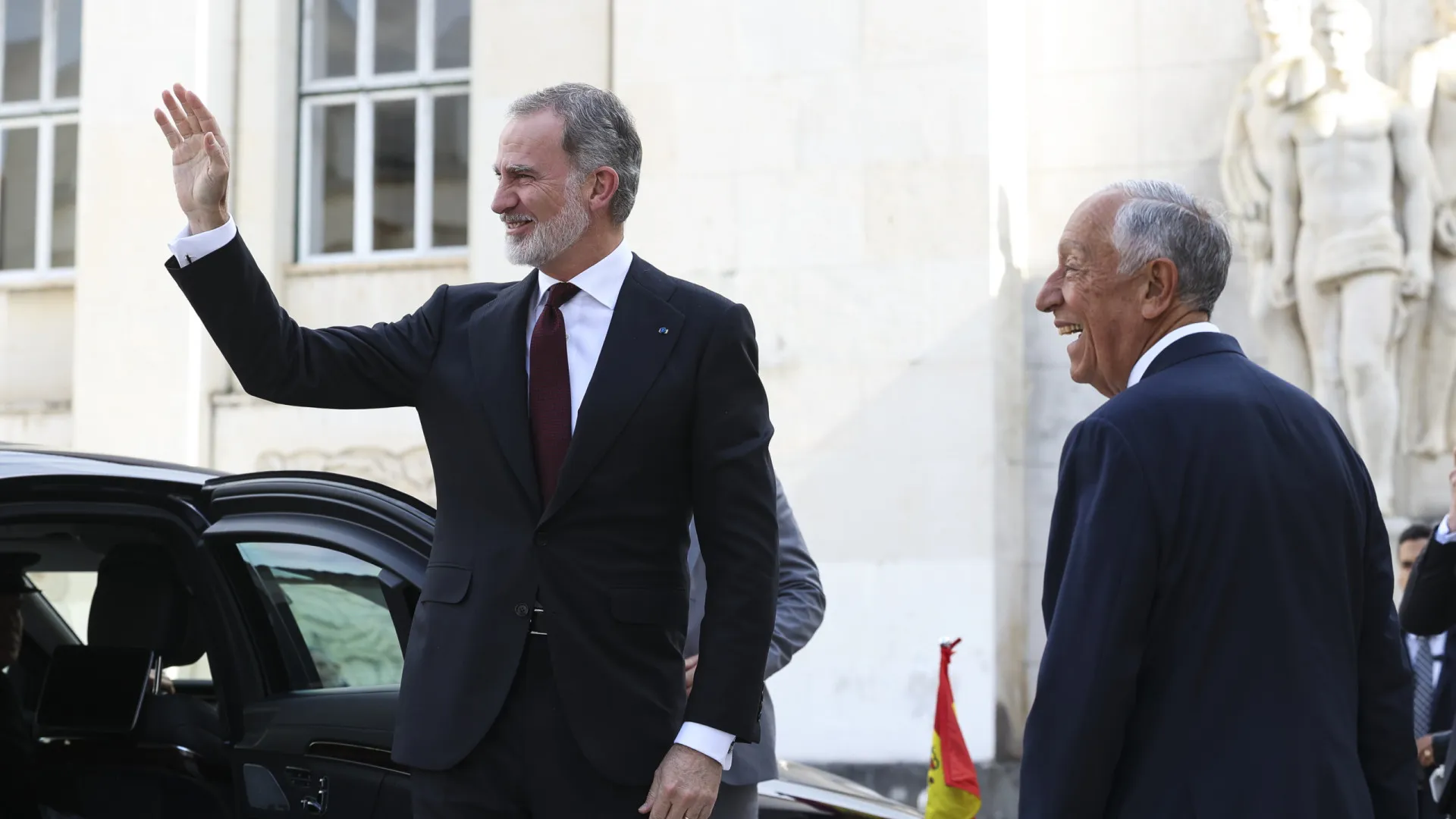 
                    Marcelo recebido hoje por Felipe VI em Madrid em última visita oficial
                